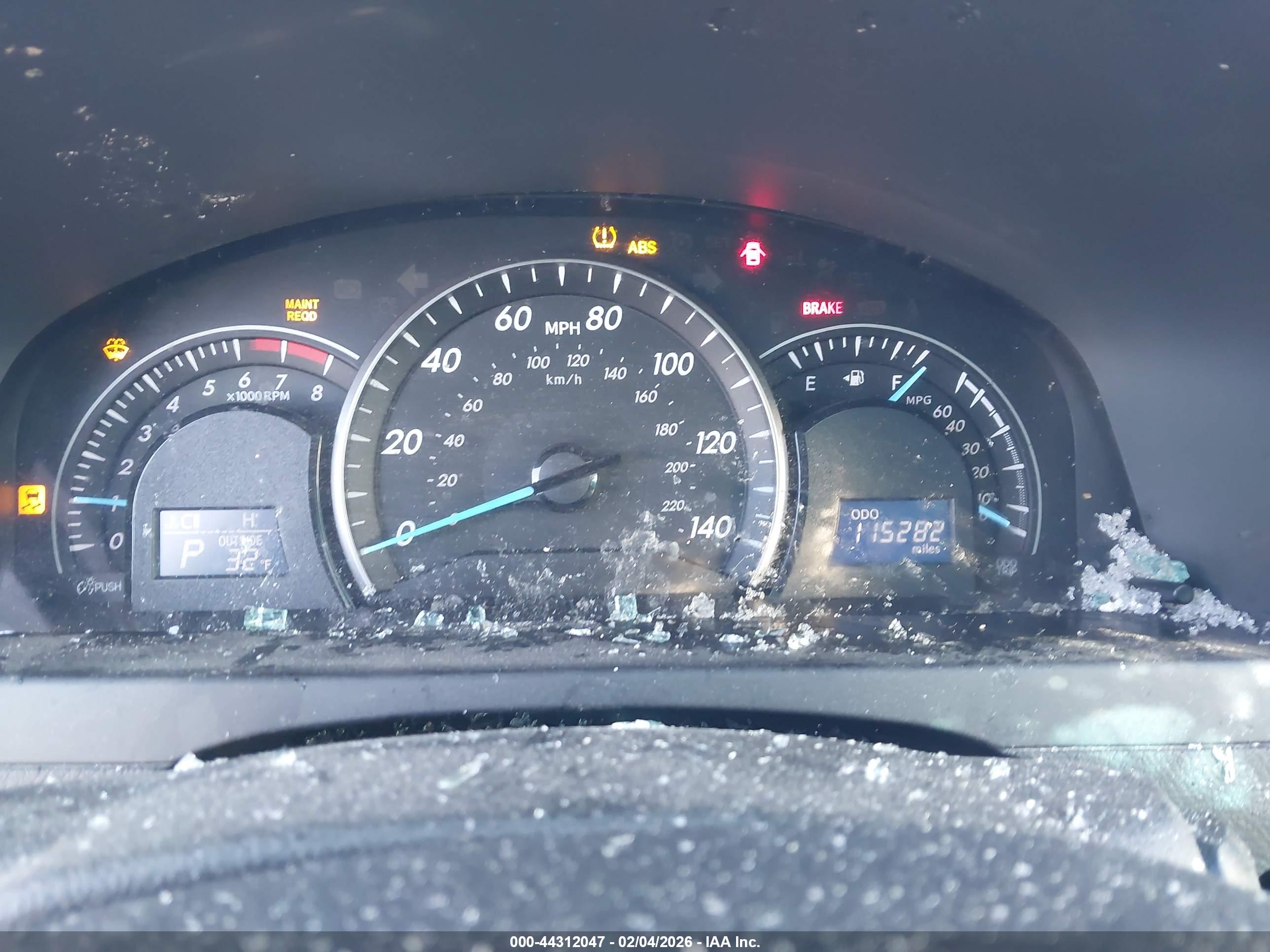 TOYOTA CAMRY image 7