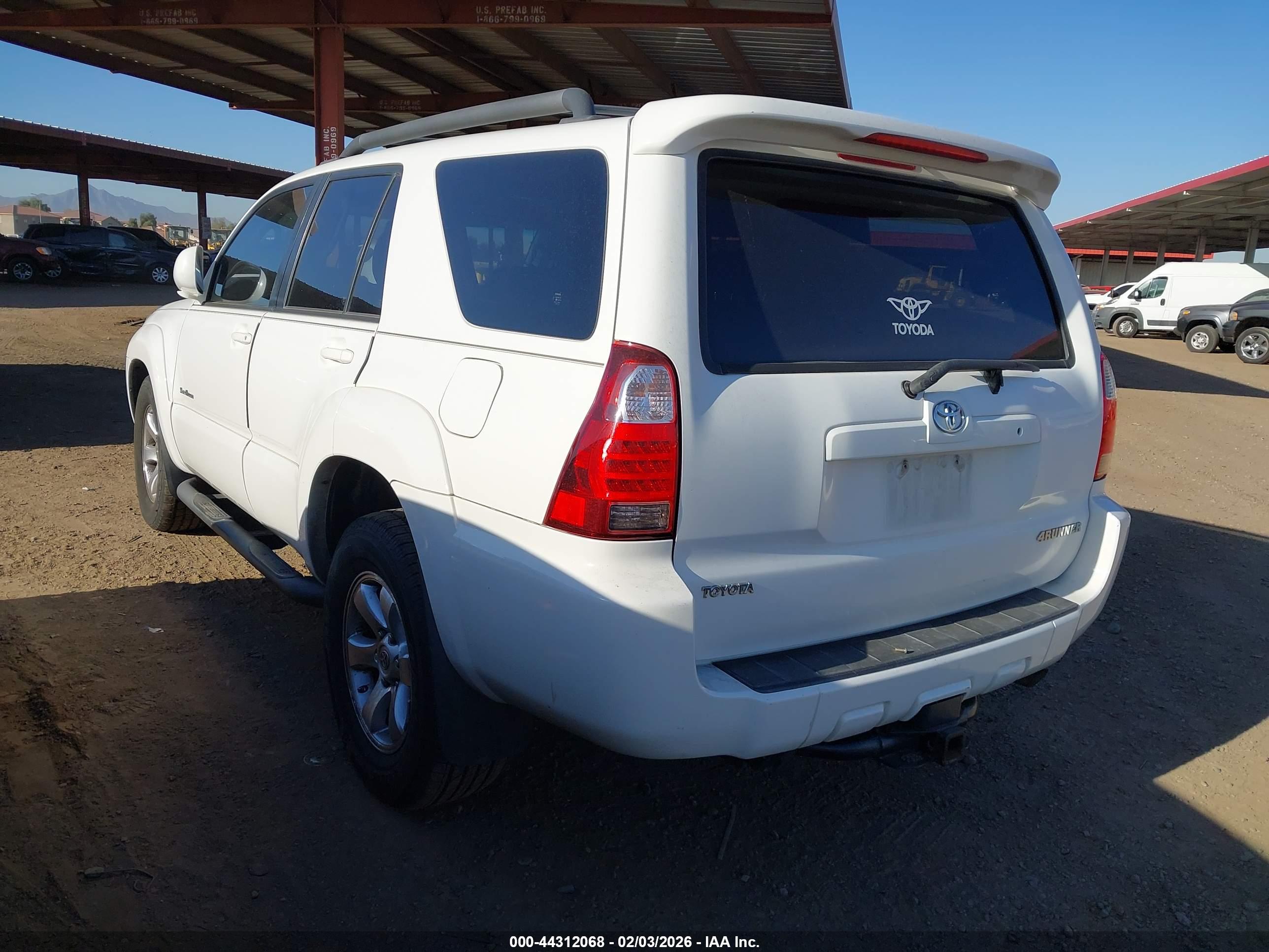TOYOTA 4RUNNER image 3