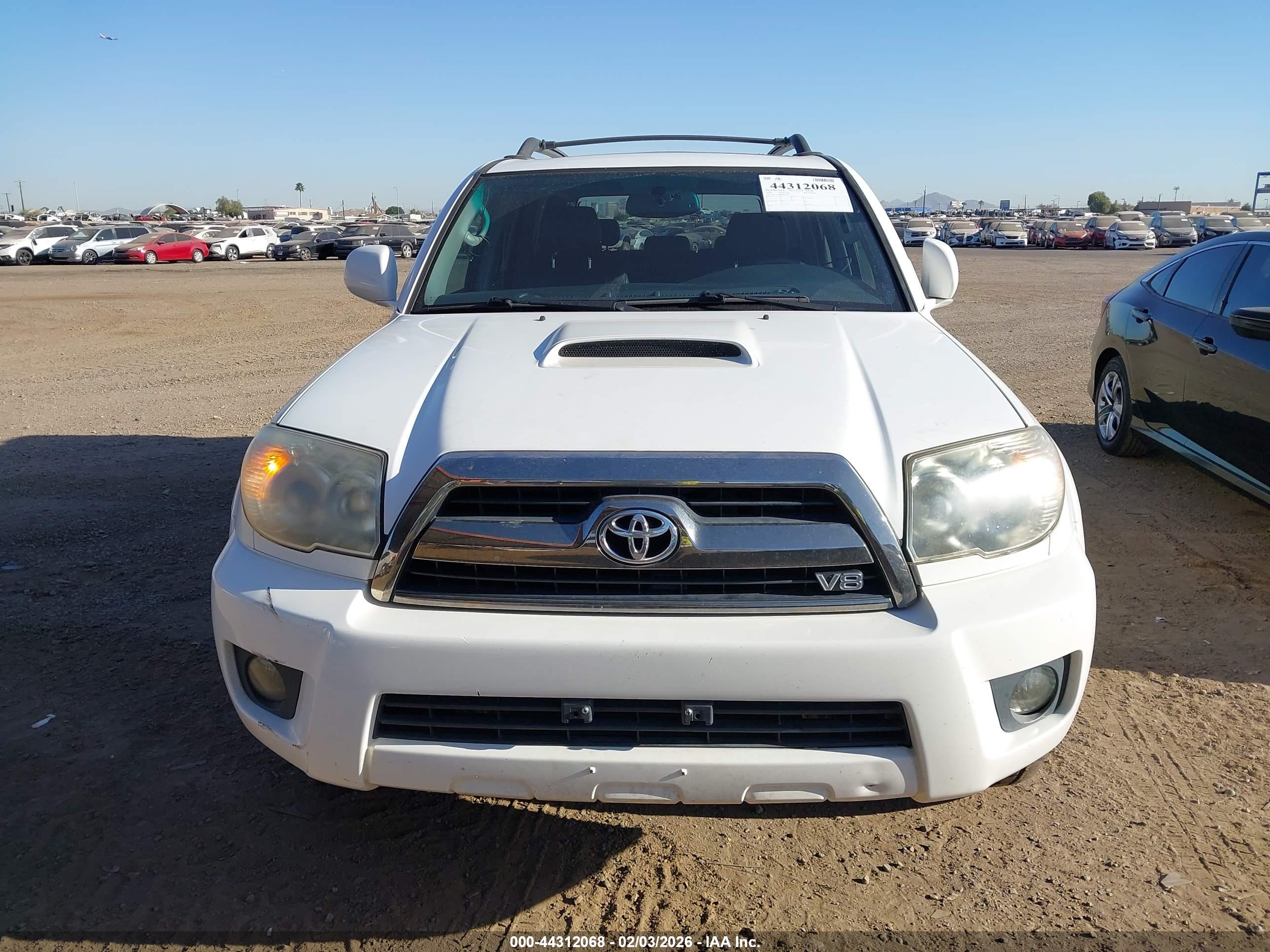 TOYOTA 4RUNNER image 6