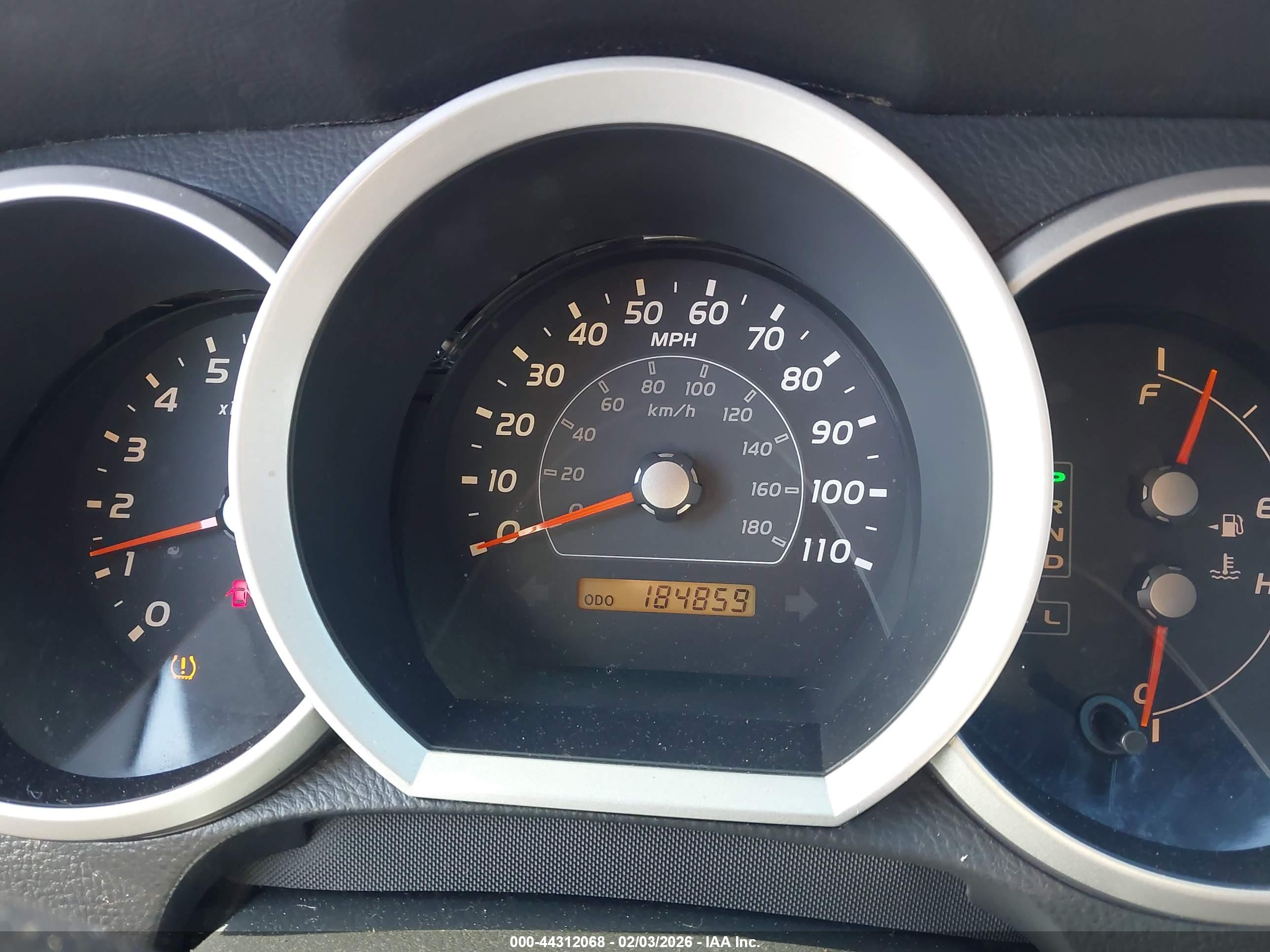 TOYOTA 4RUNNER image 7
