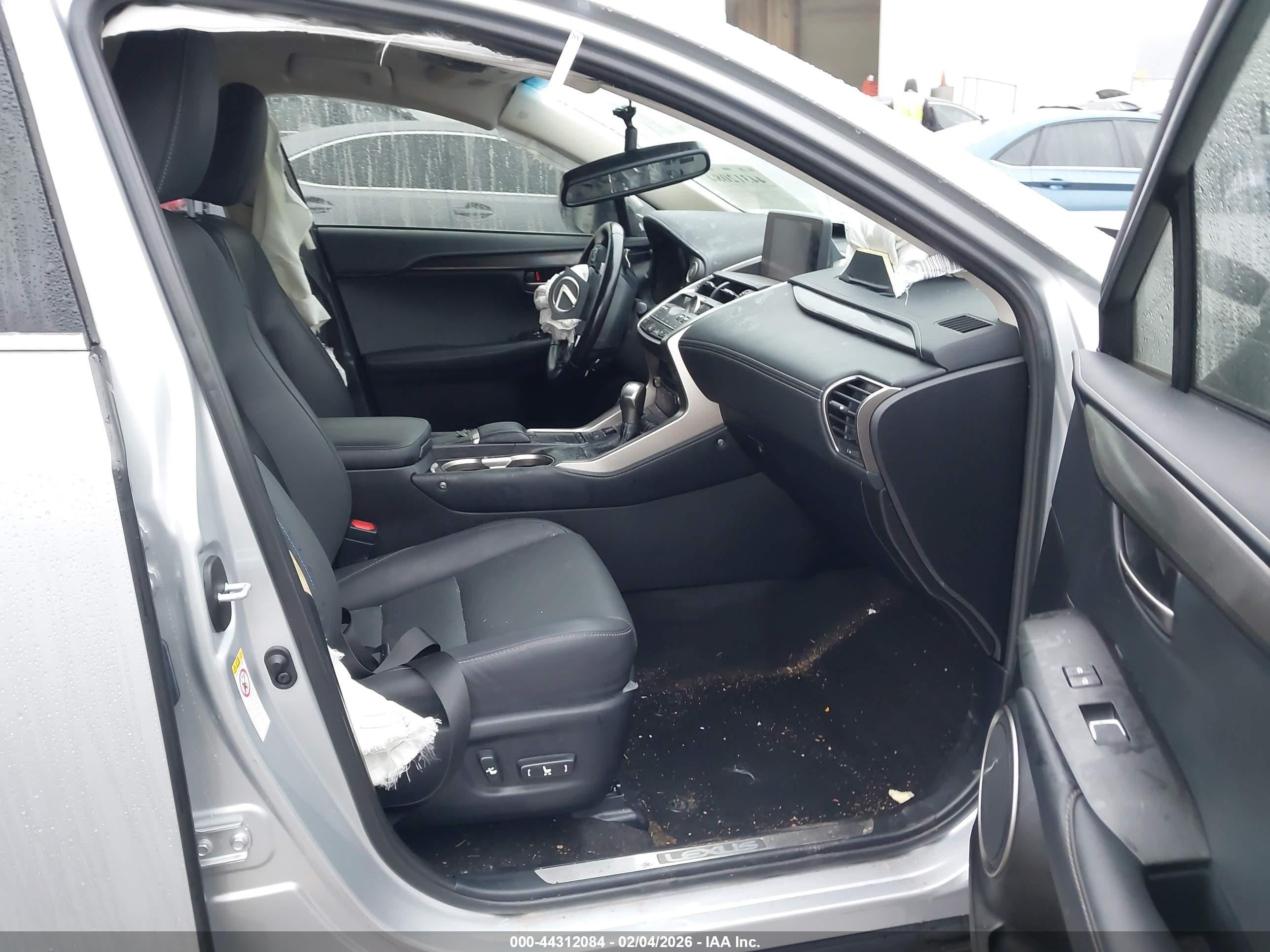 LEXUS NX image 5