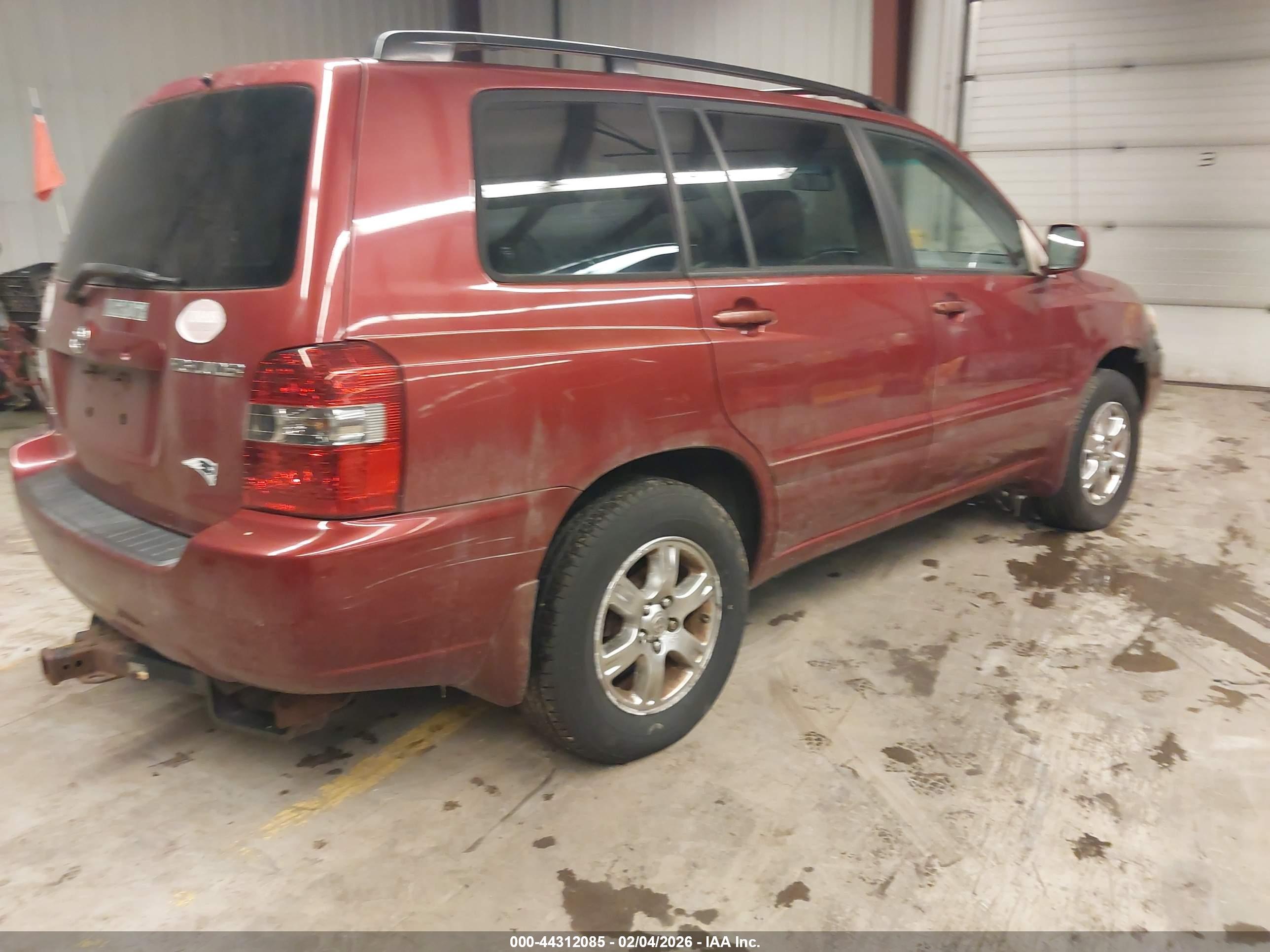 TOYOTA HIGHLANDER image 4