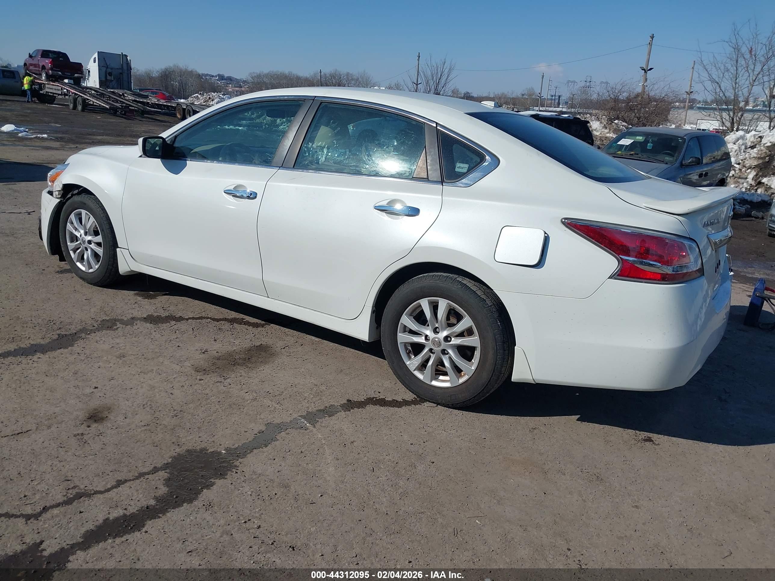 NISSAN ALTIMA image 3