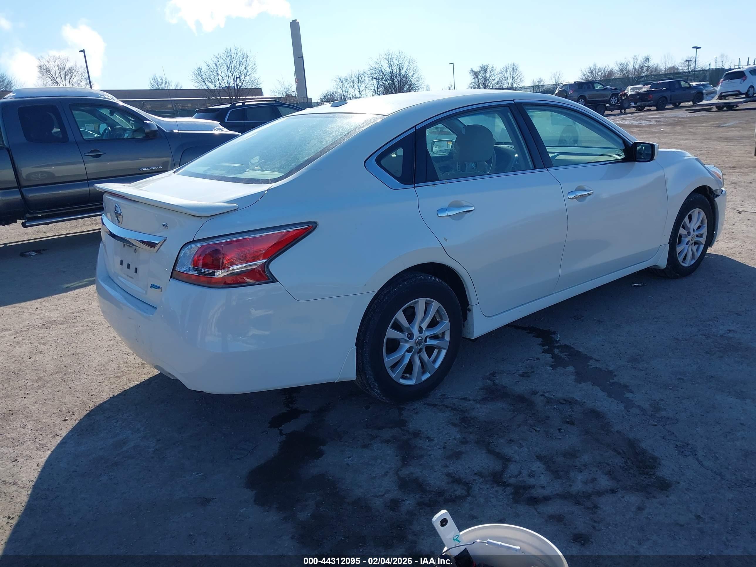 NISSAN ALTIMA image 4