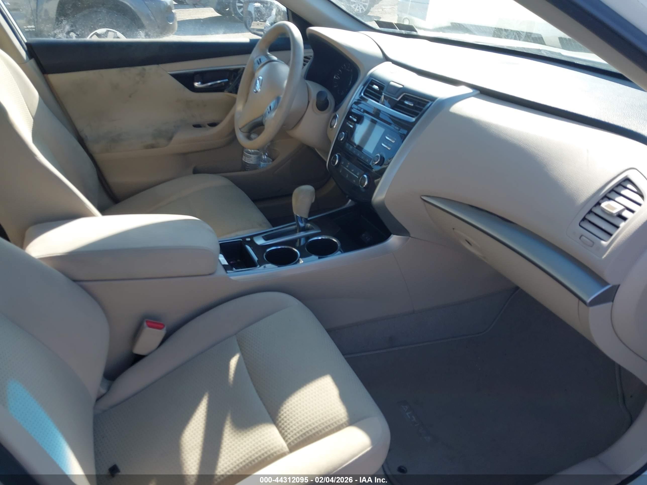 NISSAN ALTIMA image 5
