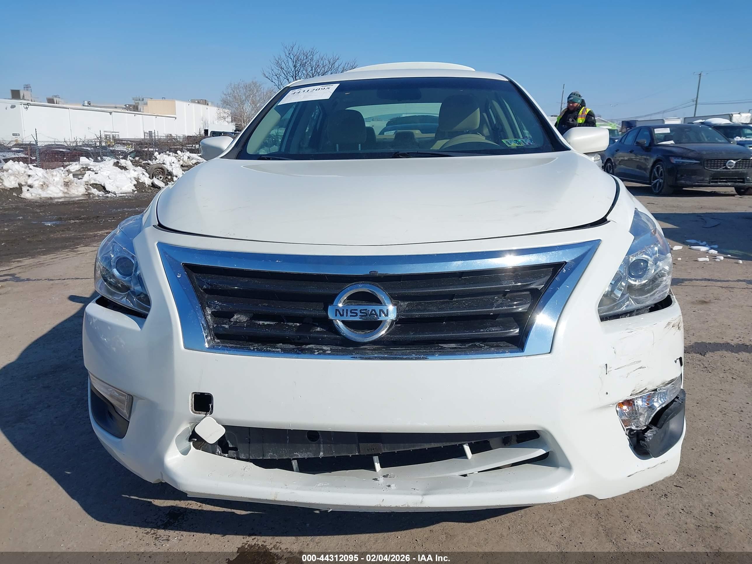NISSAN ALTIMA image 6