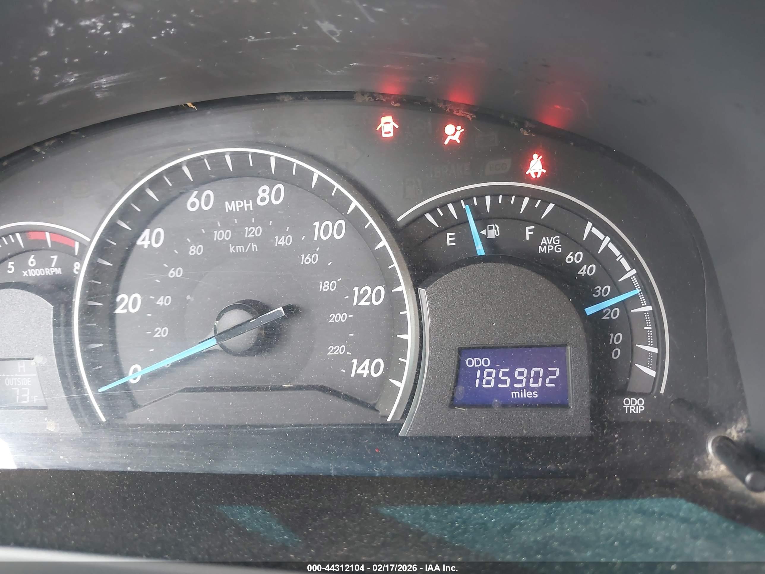 TOYOTA CAMRY image 7