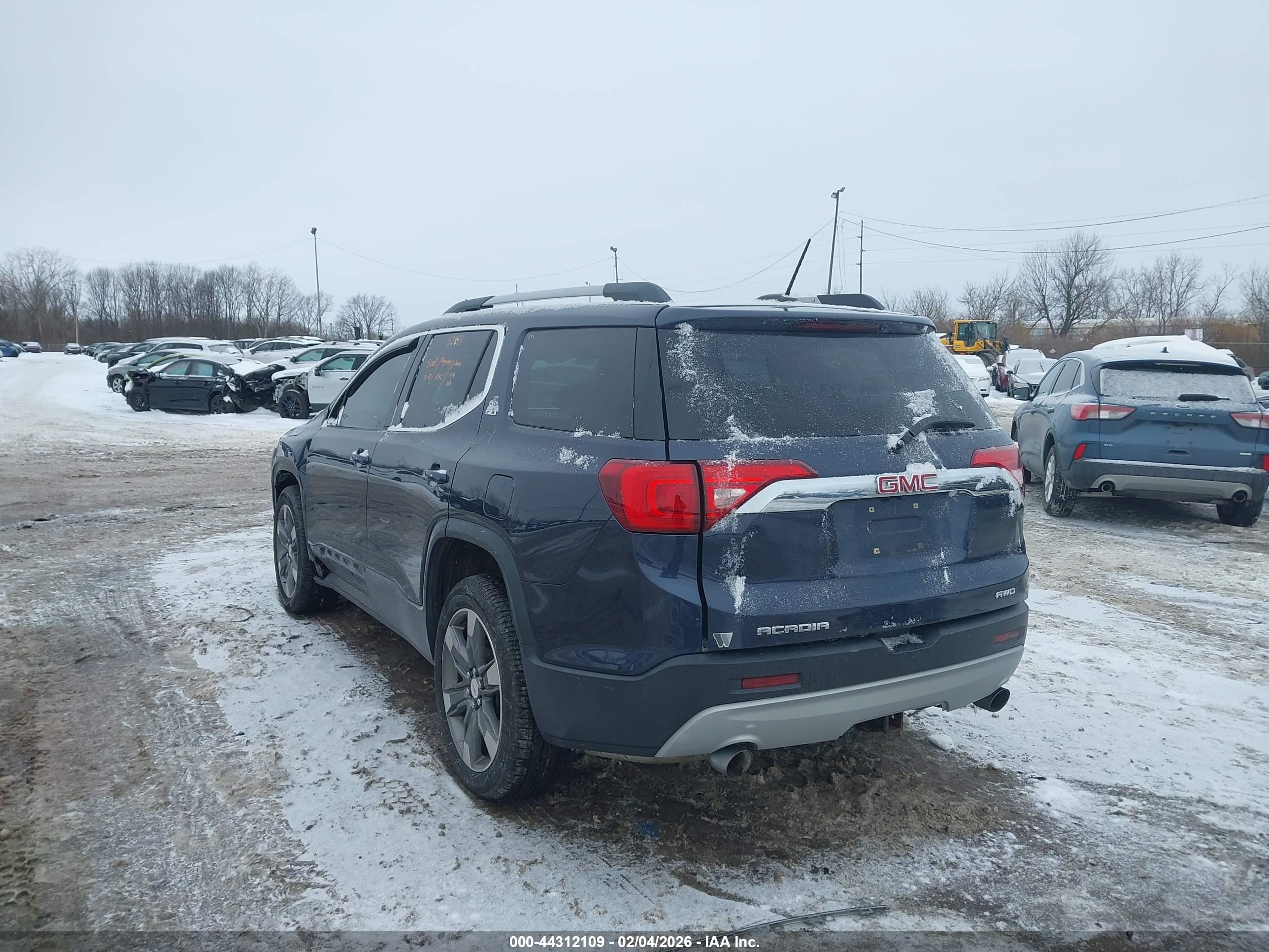 GMC ACADIA image 3