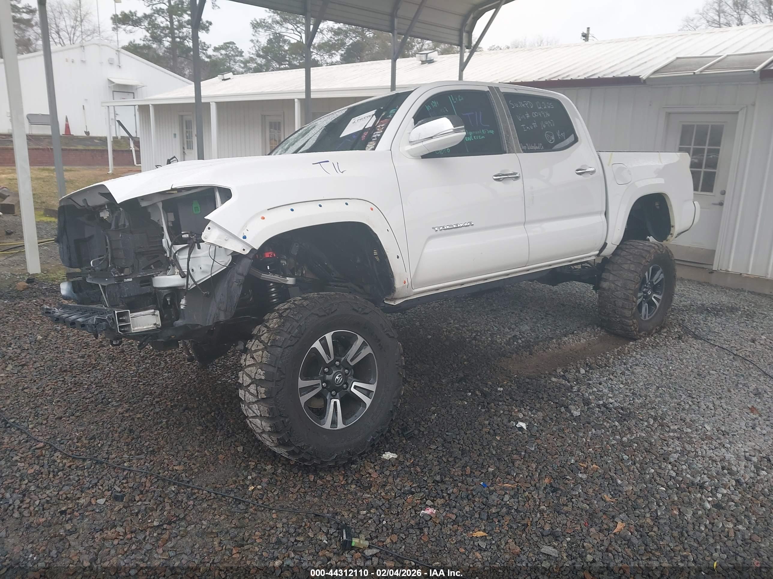 TOYOTA TACOMA image 2