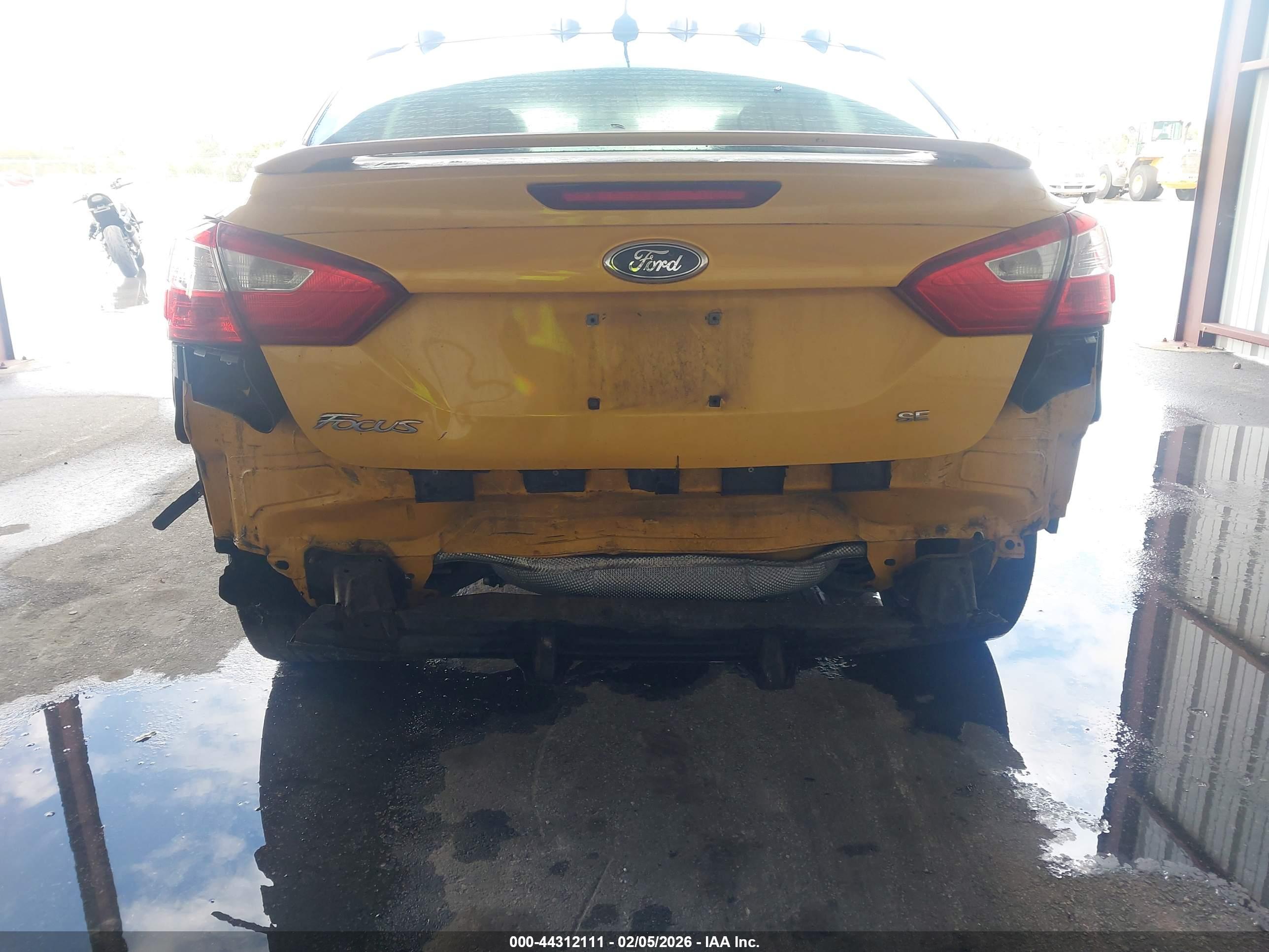 FORD FOCUS image 6
