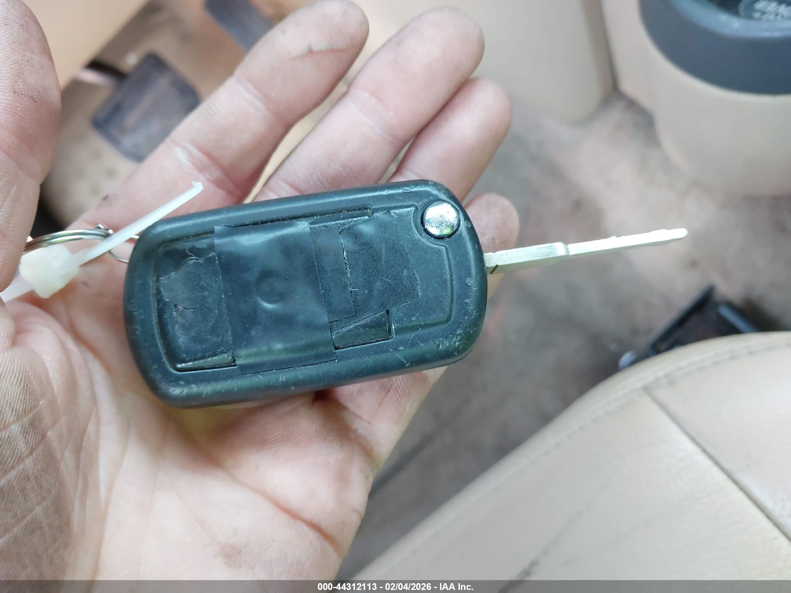 LAND ROVER image 11