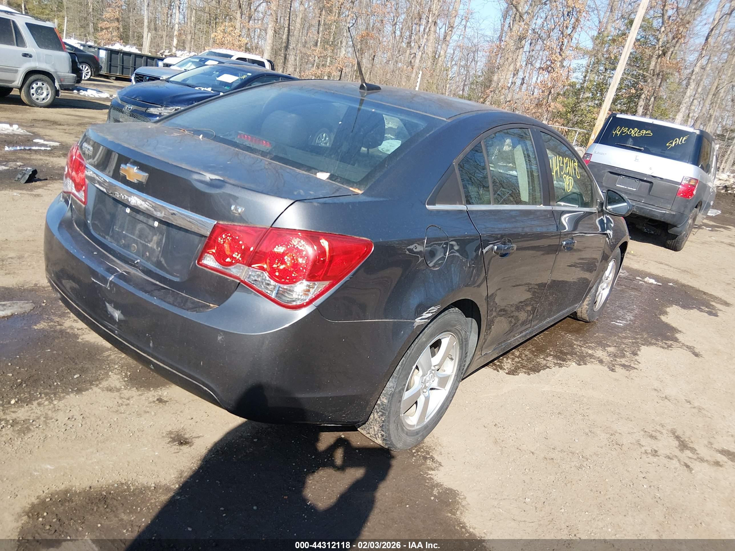 CHEVROLET CRUZE image 4