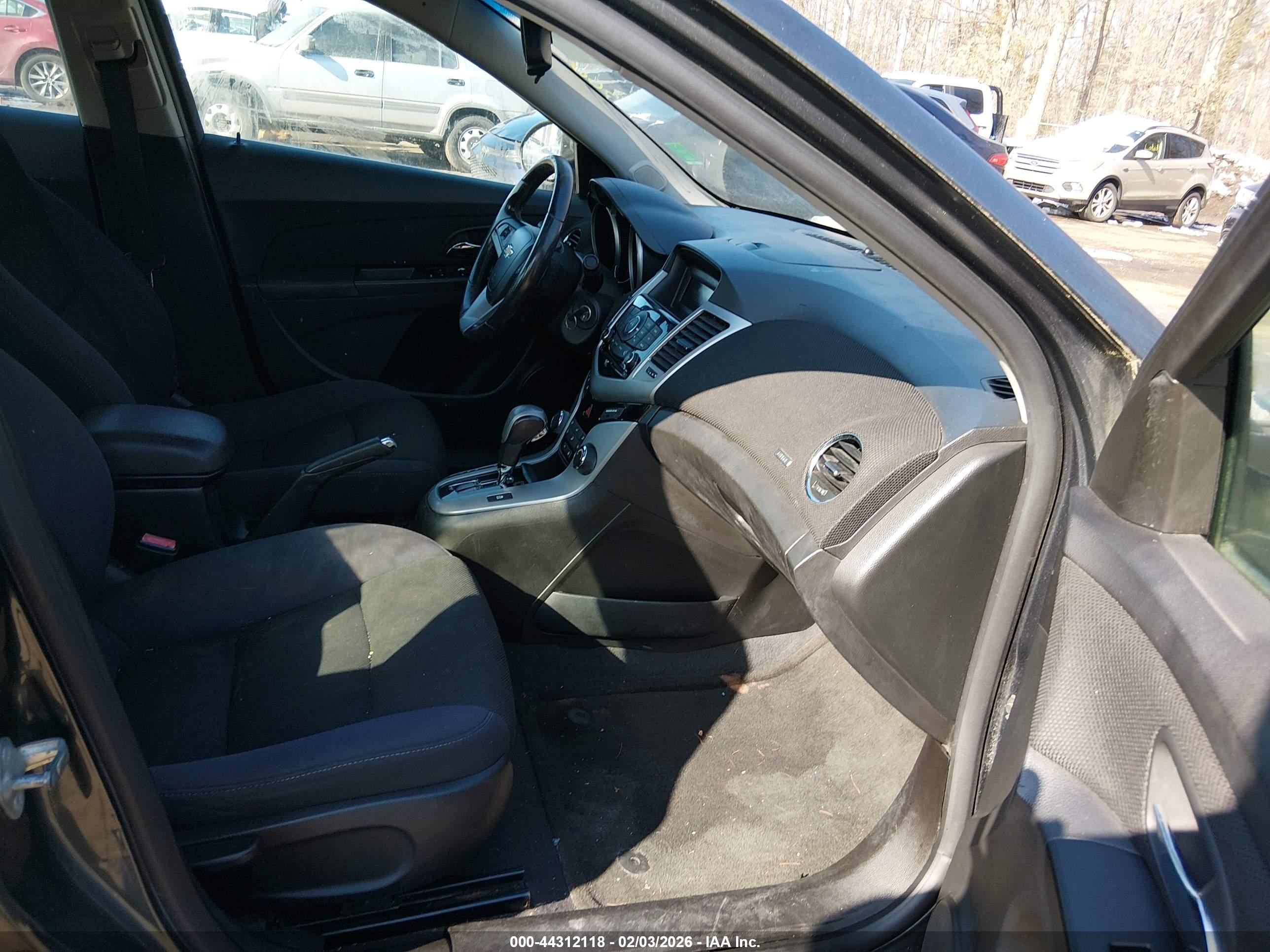 CHEVROLET CRUZE image 5