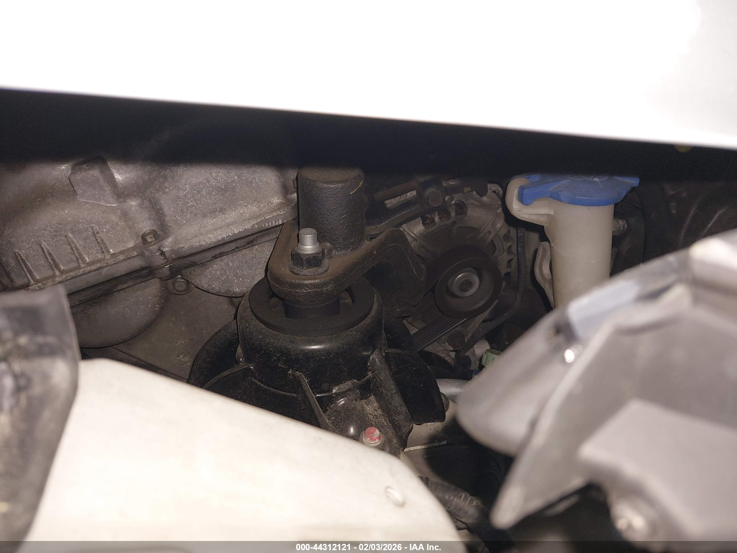 HYUNDAI ACCENT image 10