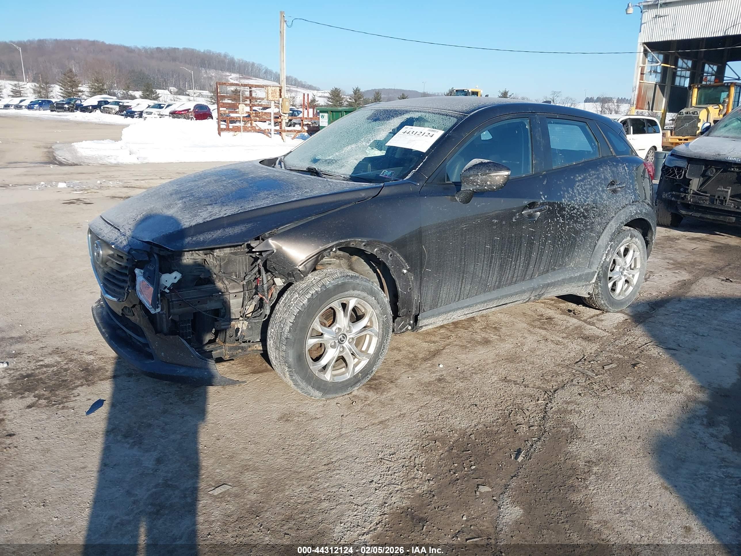 MAZDA CX-3 image 2