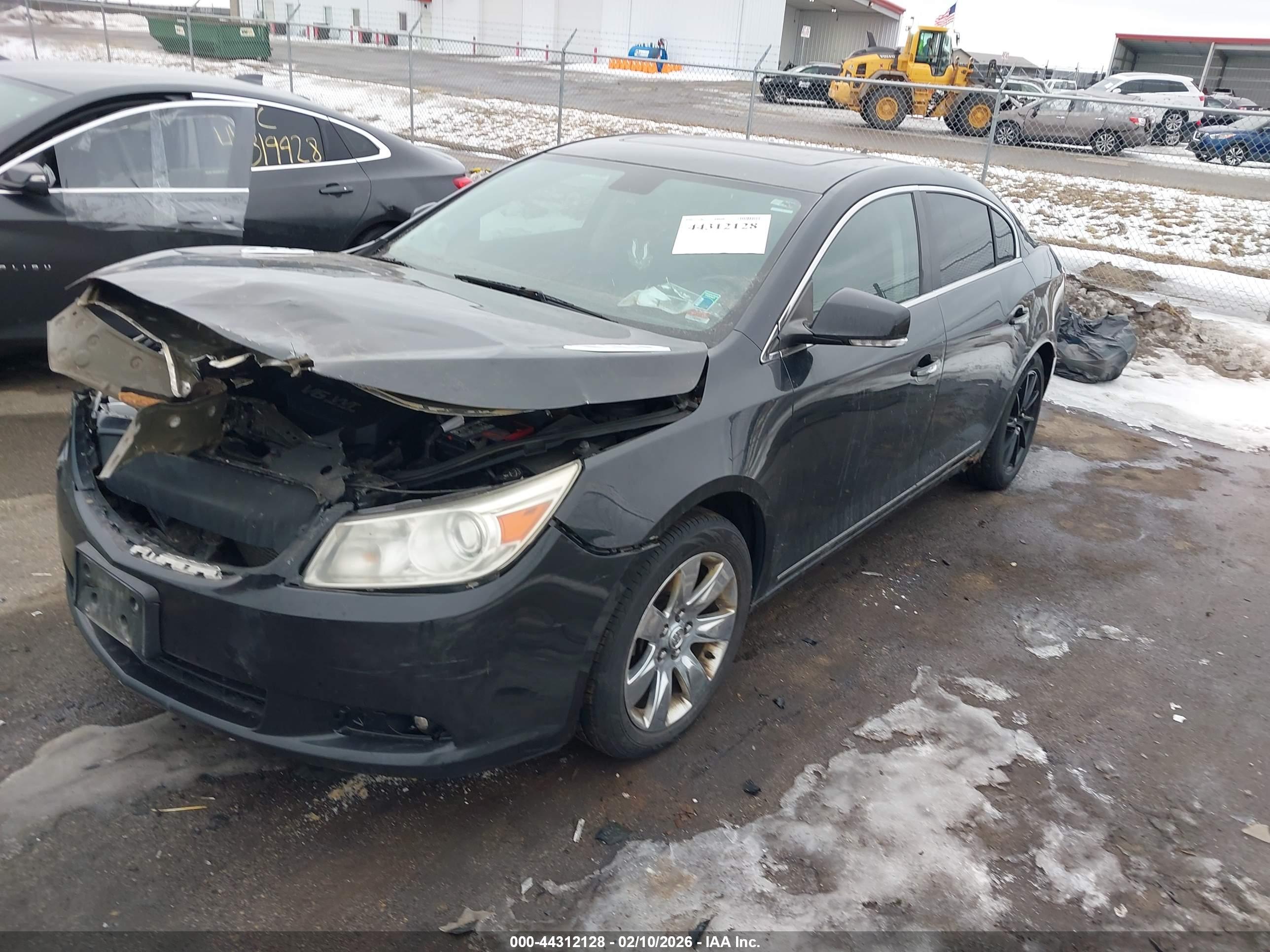 BUICK LACROSSE image 2