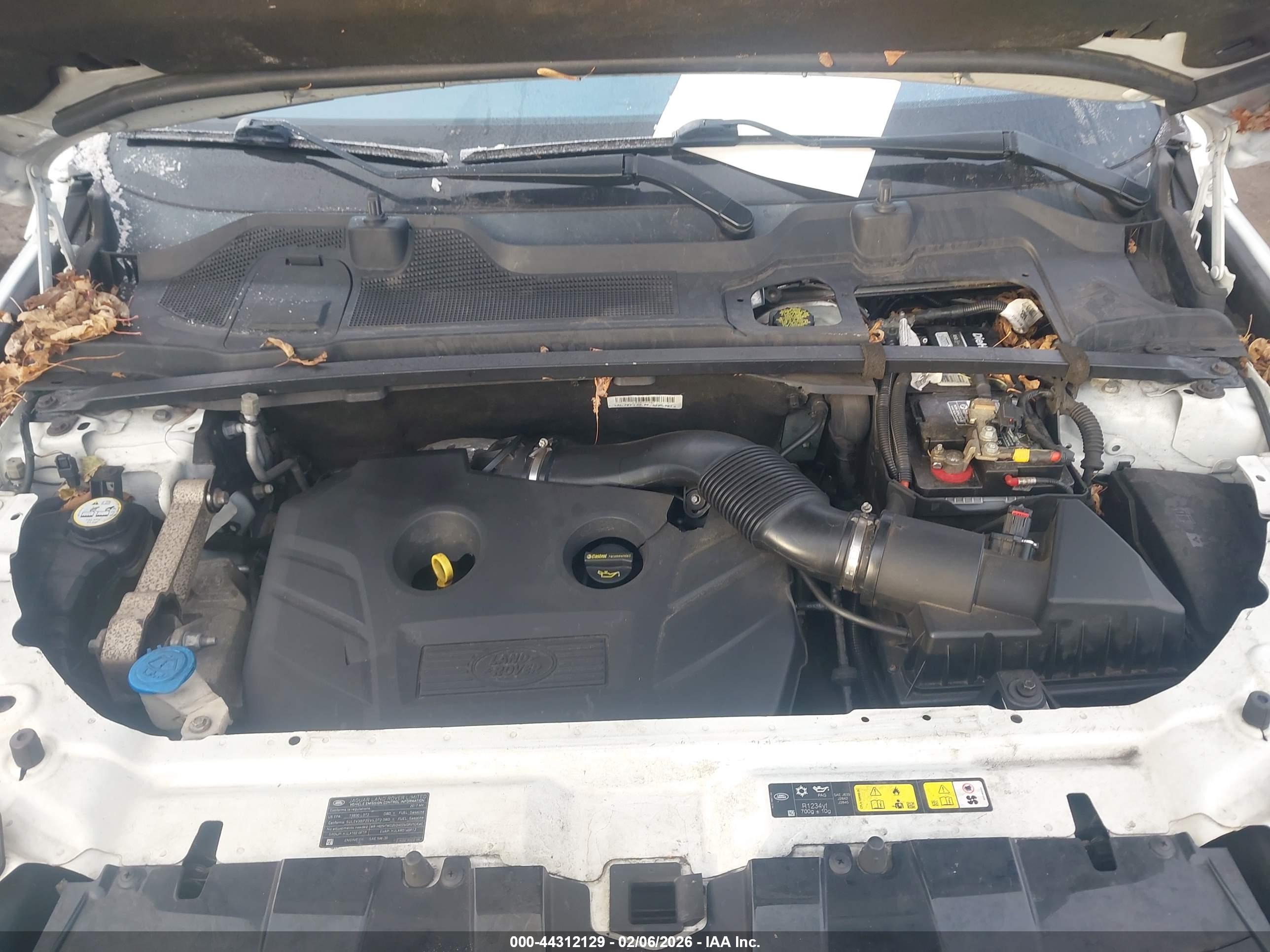 LAND ROVER image 10