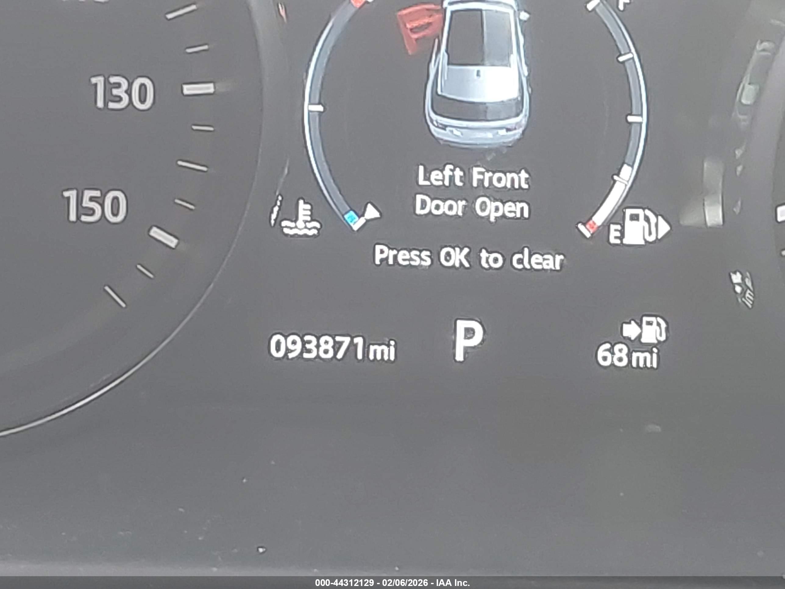 LAND ROVER image 7