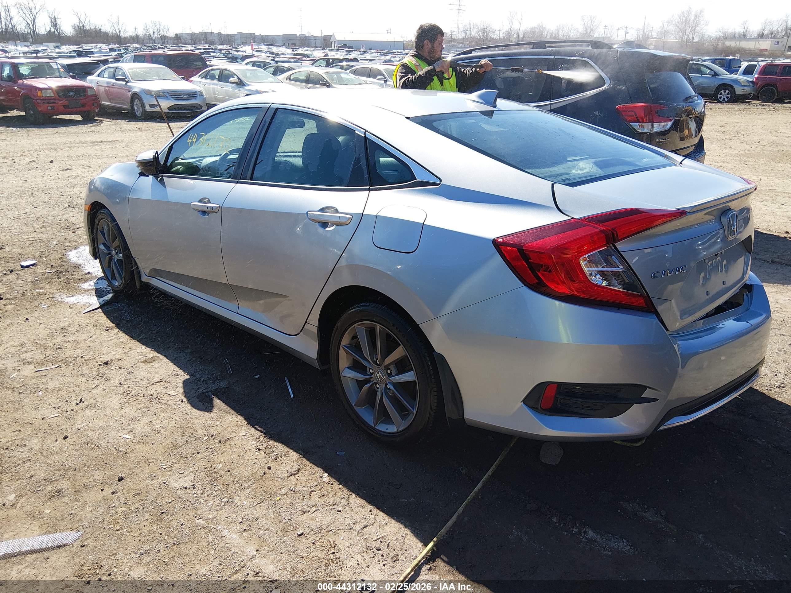 HONDA CIVIC image 3