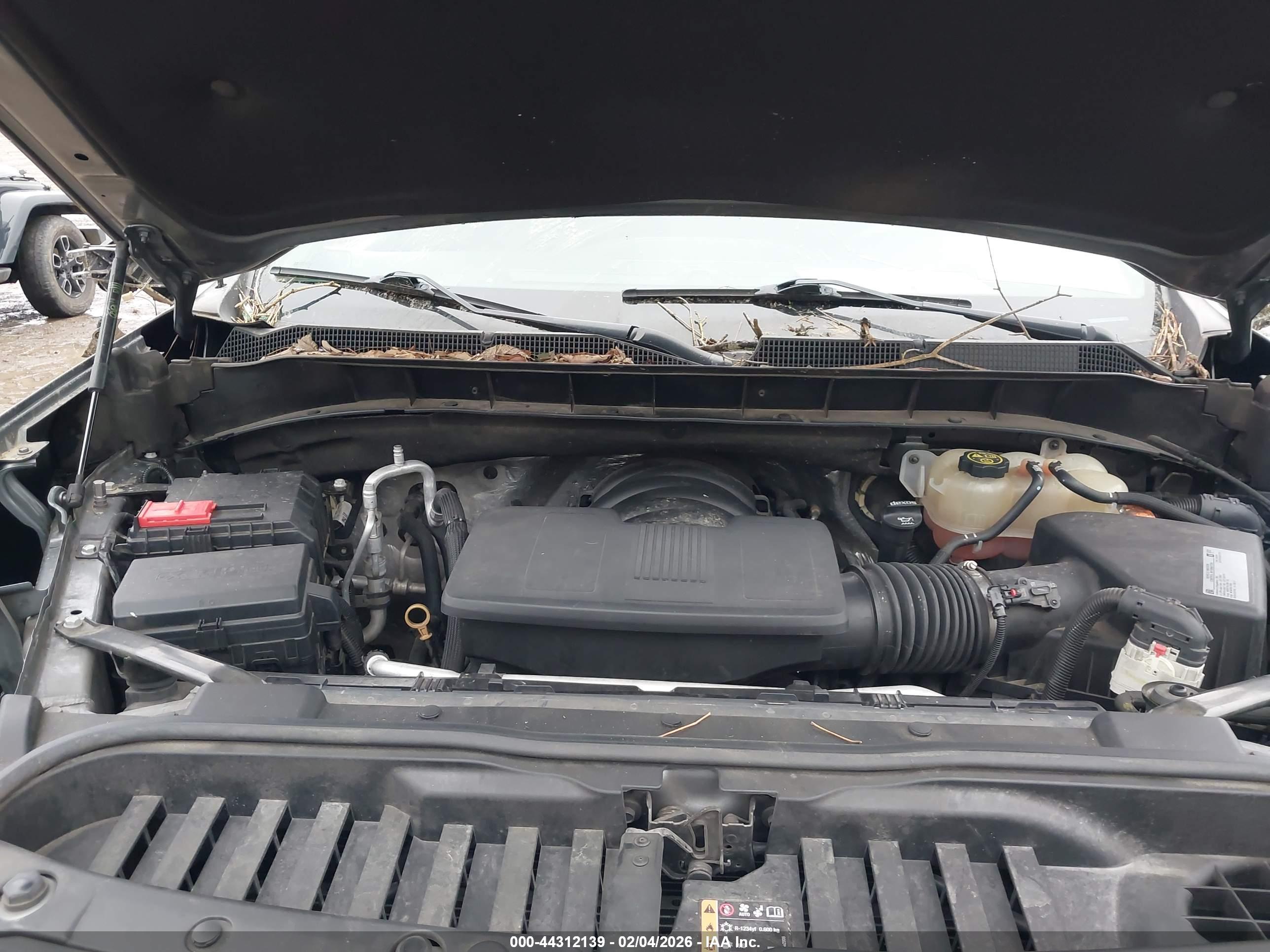 CHEVROLET SILVERADO image 10