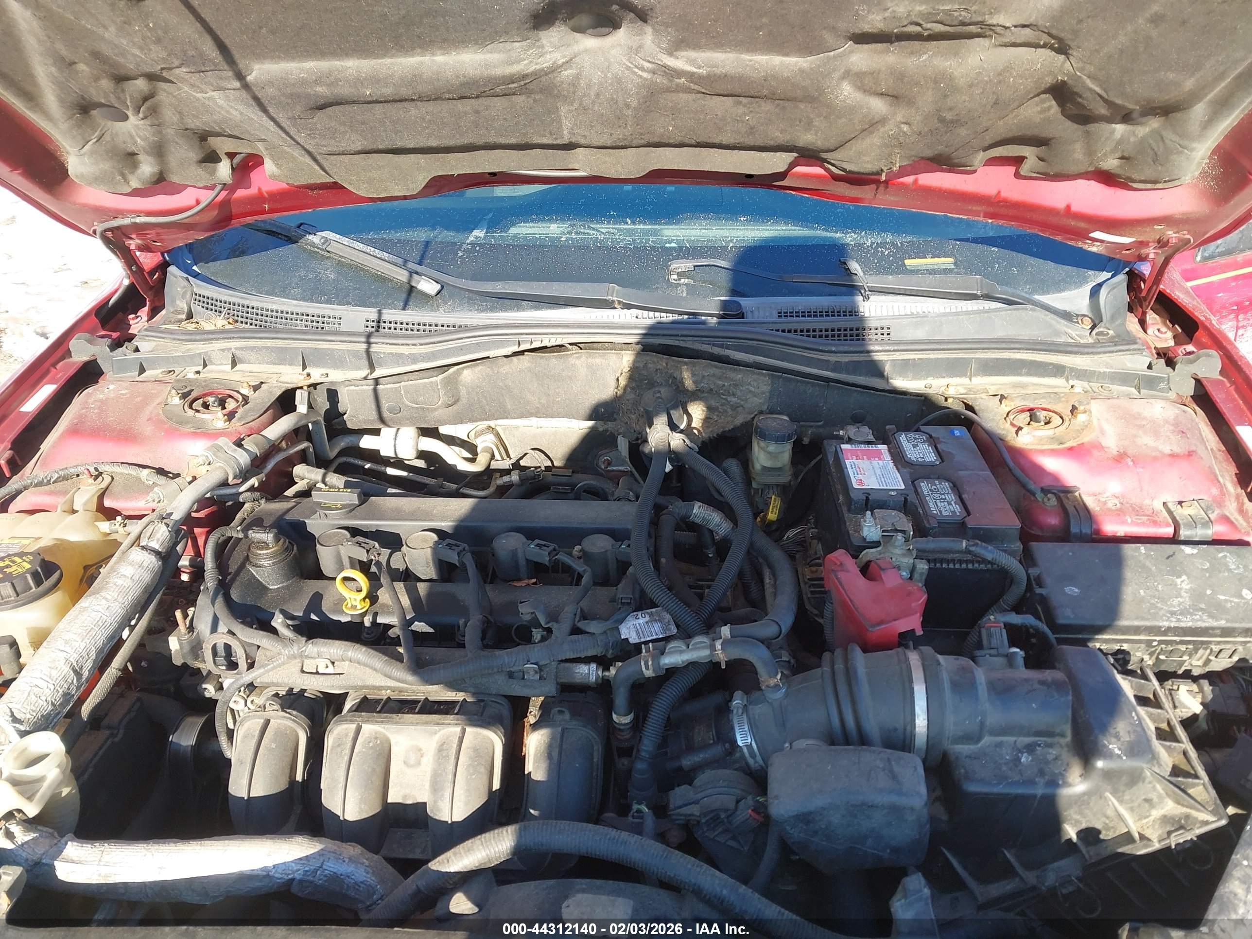 FORD FUSION image 10