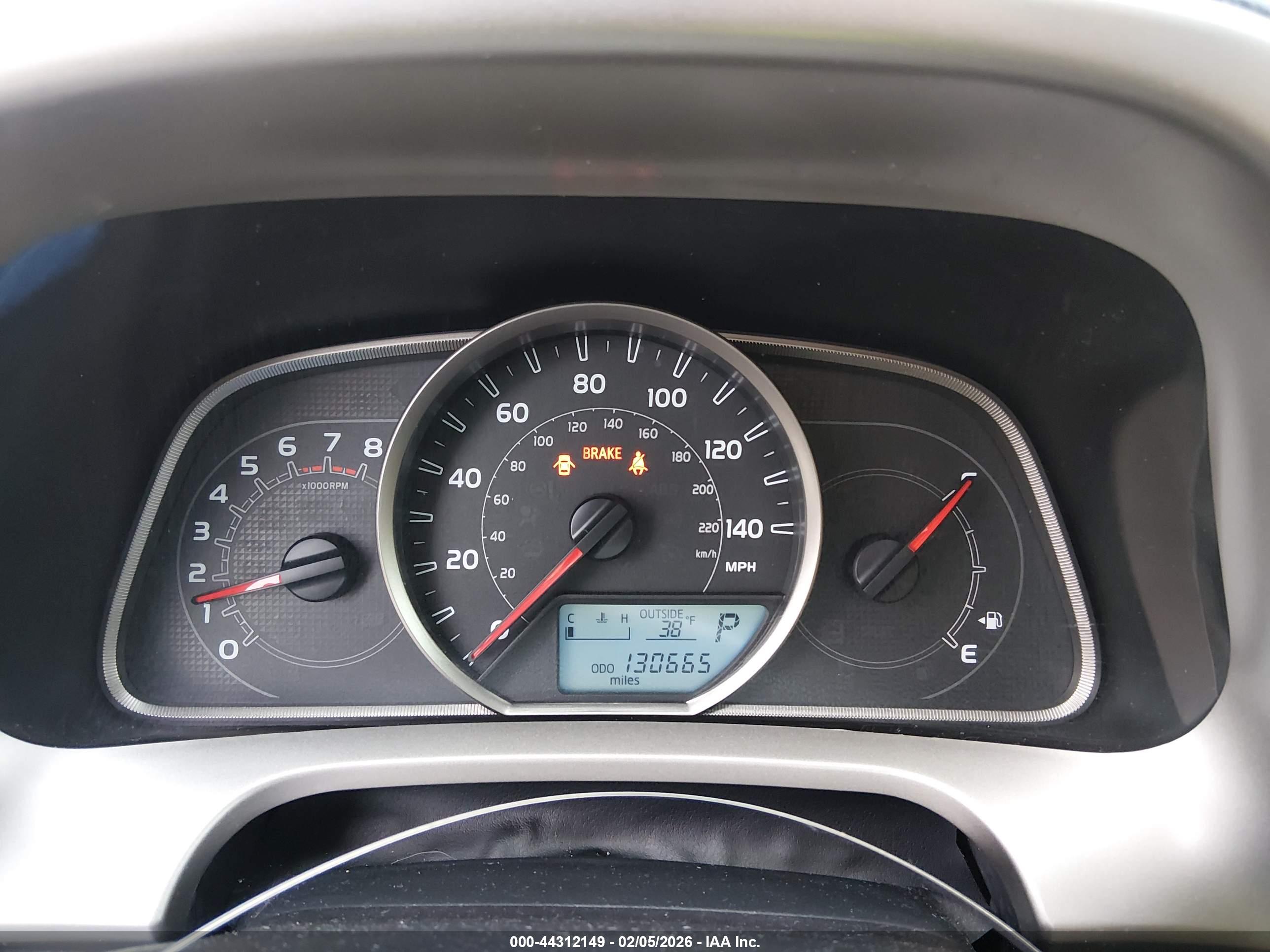 TOYOTA RAV4 image 7