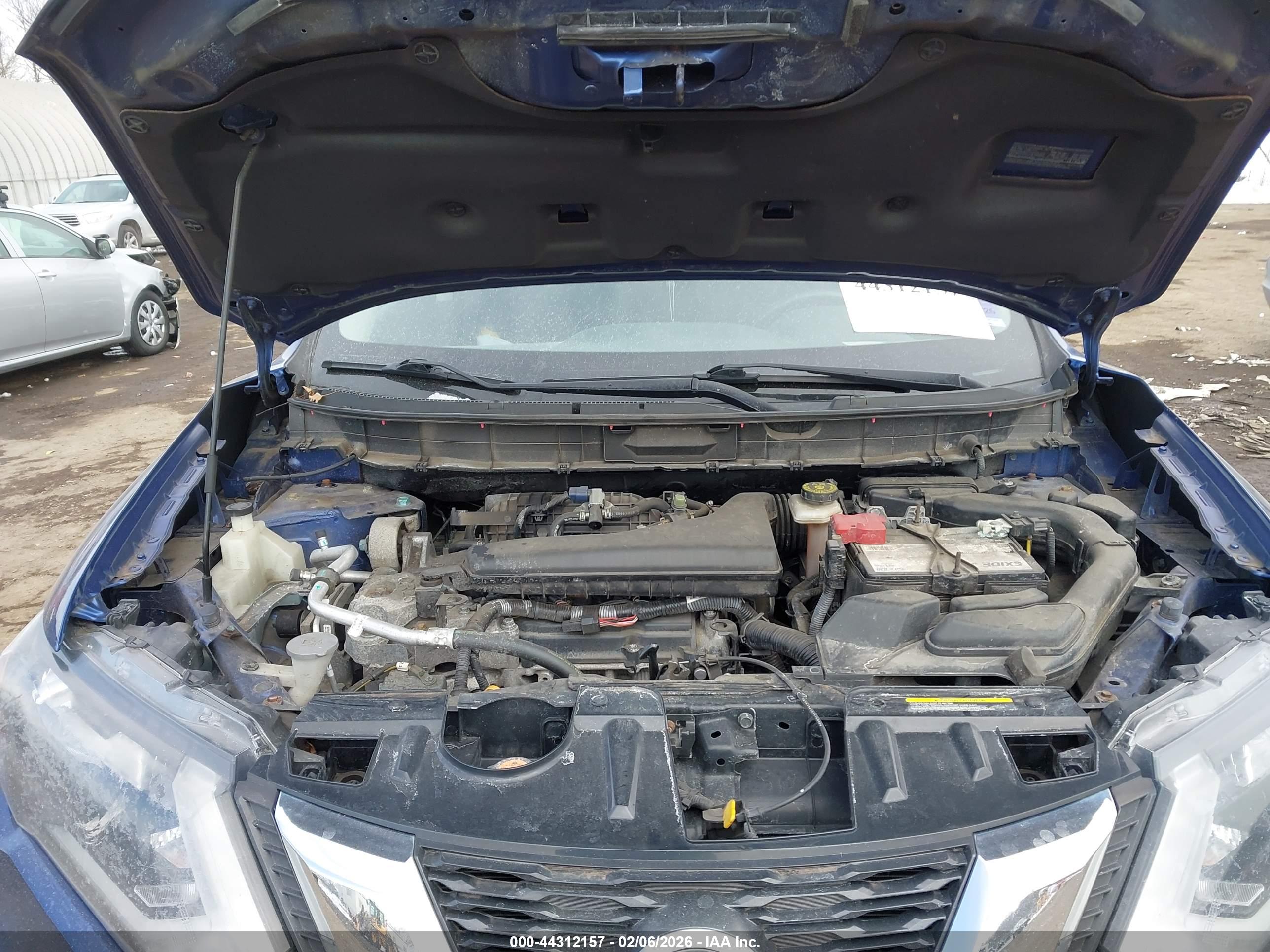 NISSAN ROGUE image 10