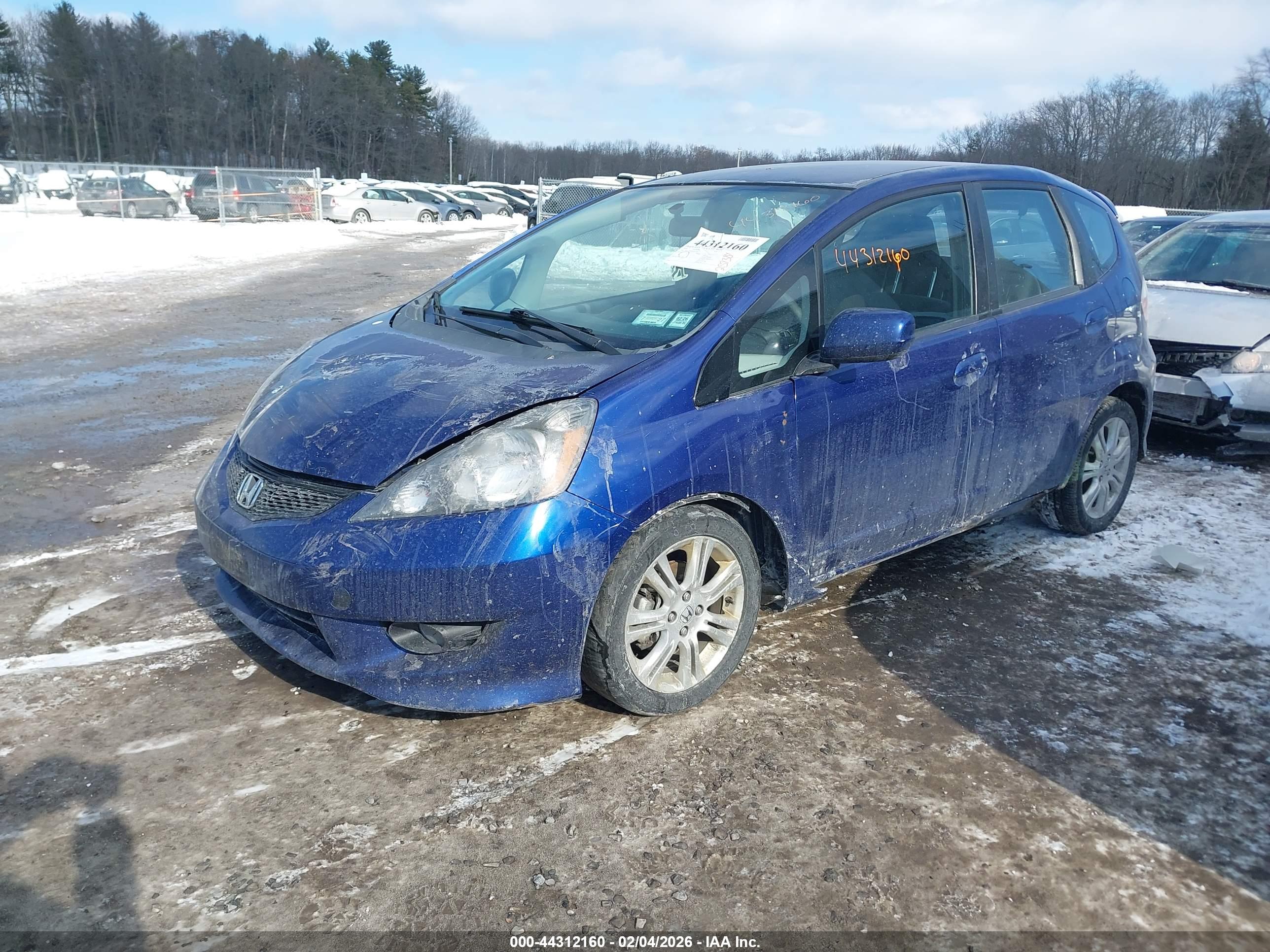 HONDA FIT image 2