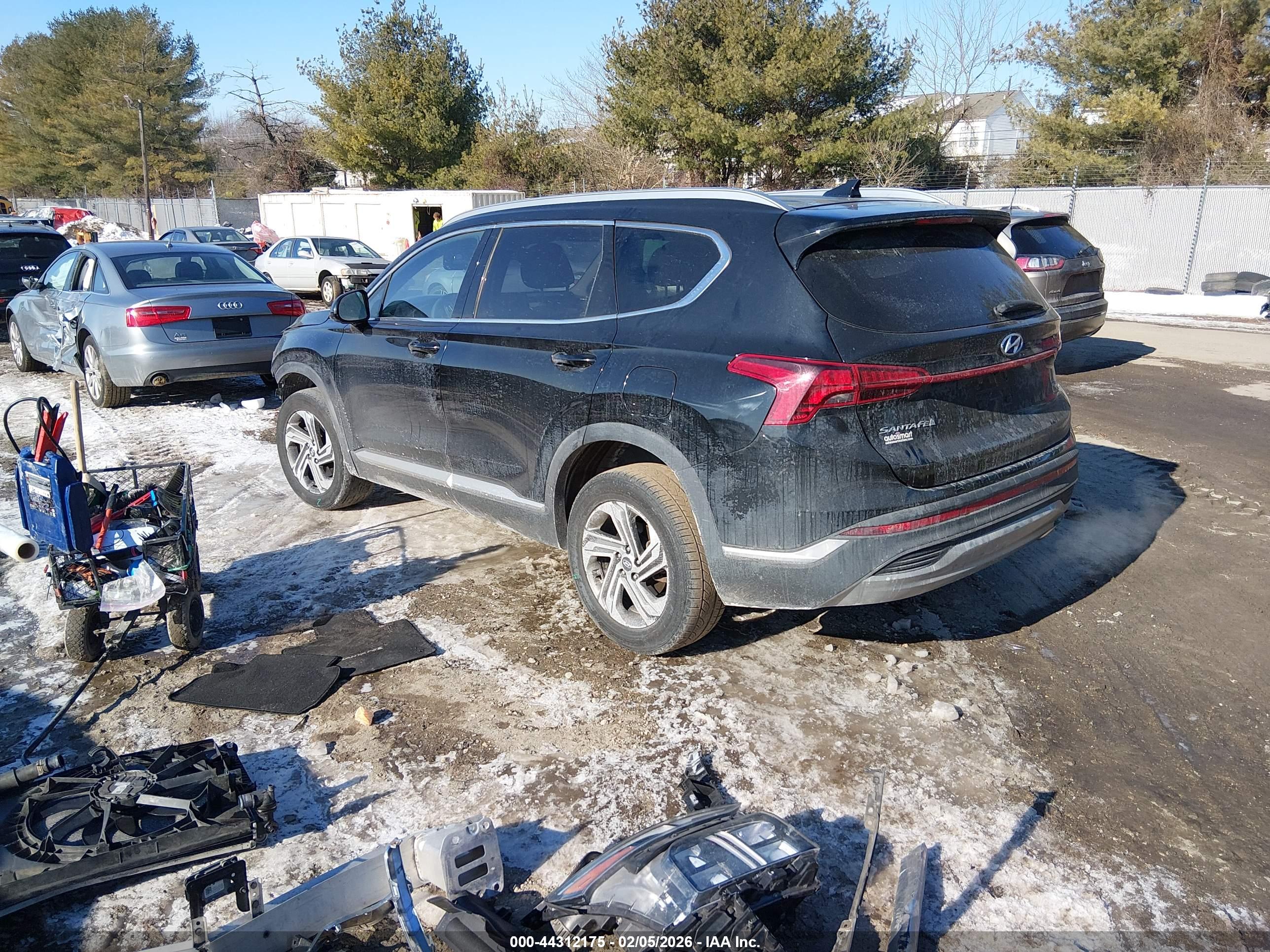 HYUNDAI SANTA image 3