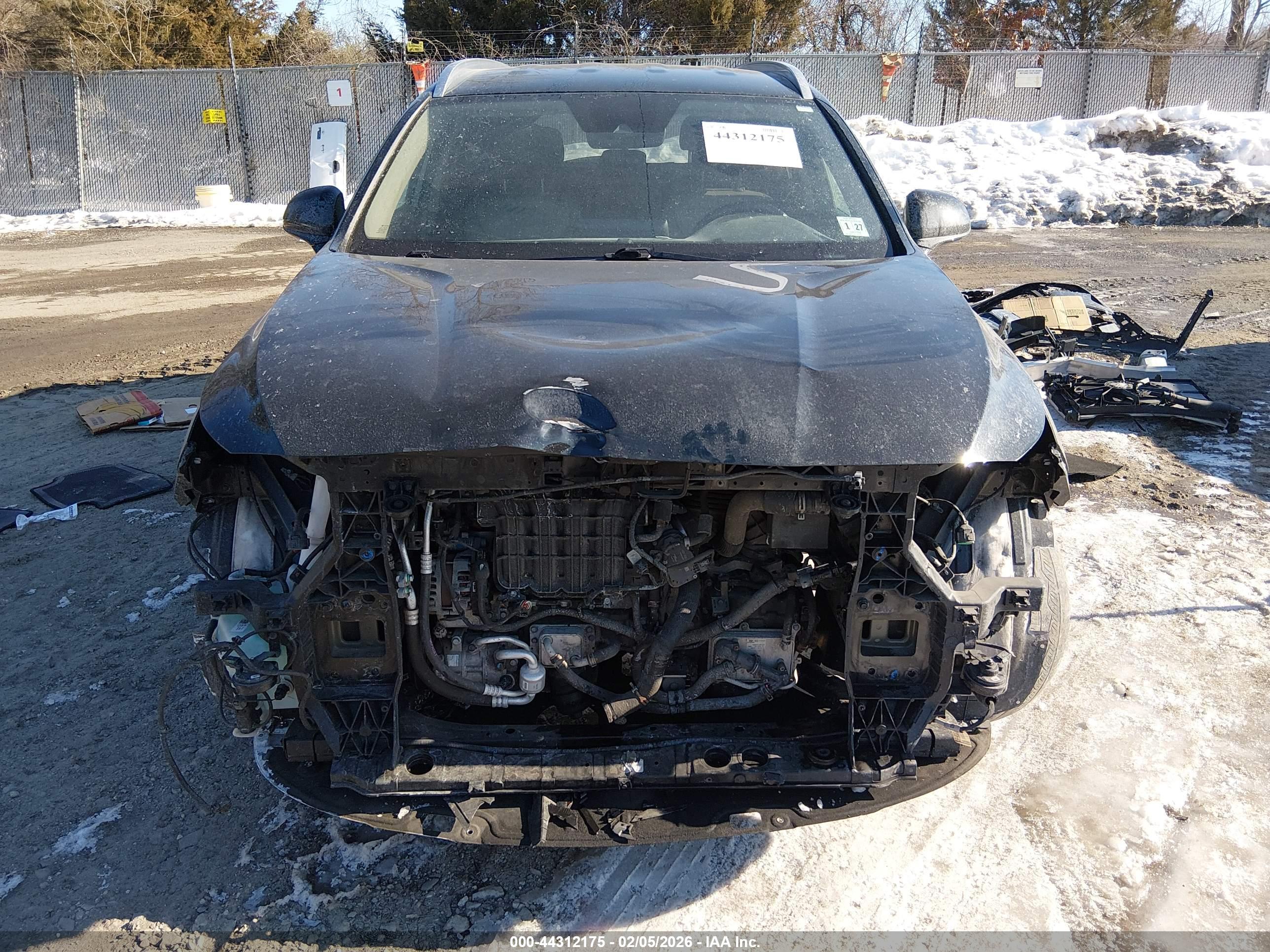HYUNDAI SANTA image 6