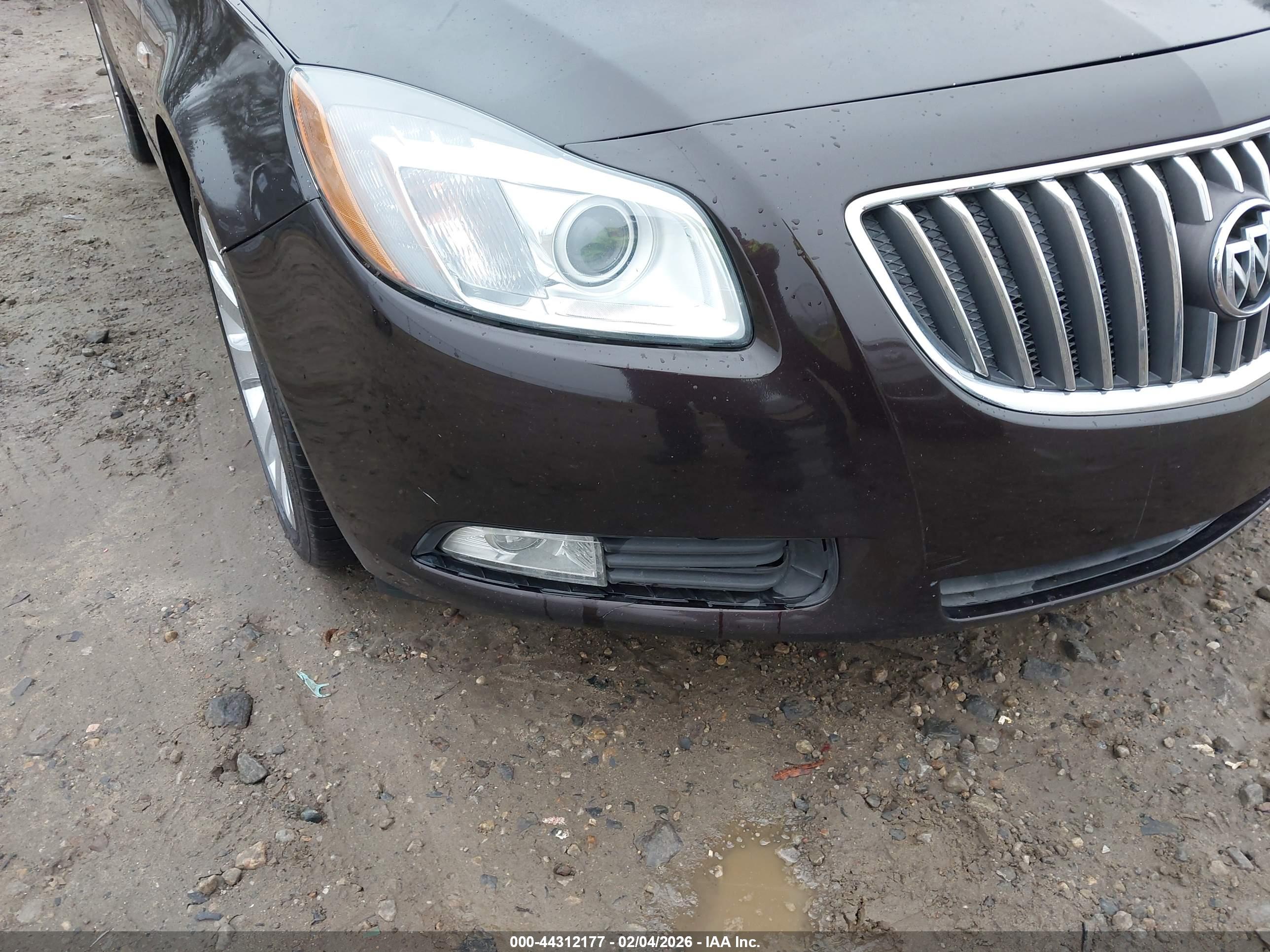 BUICK REGAL image 6