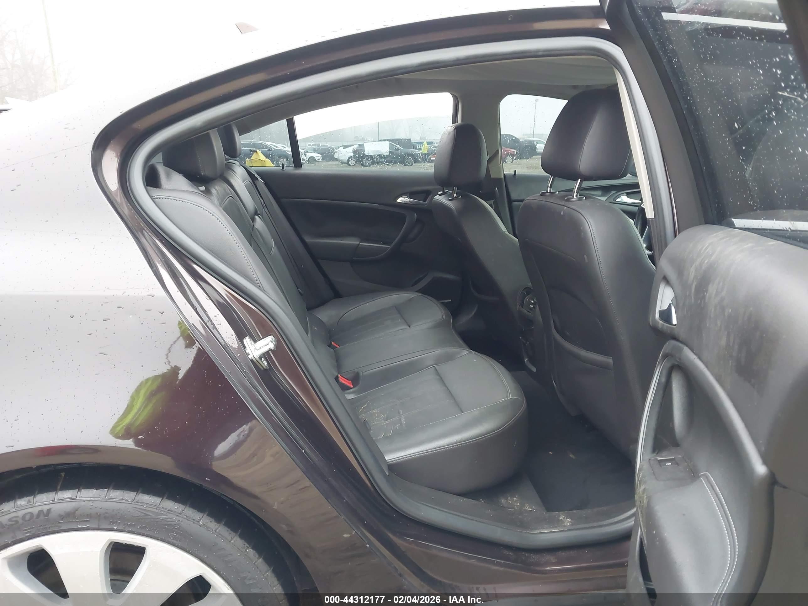 BUICK REGAL image 8
