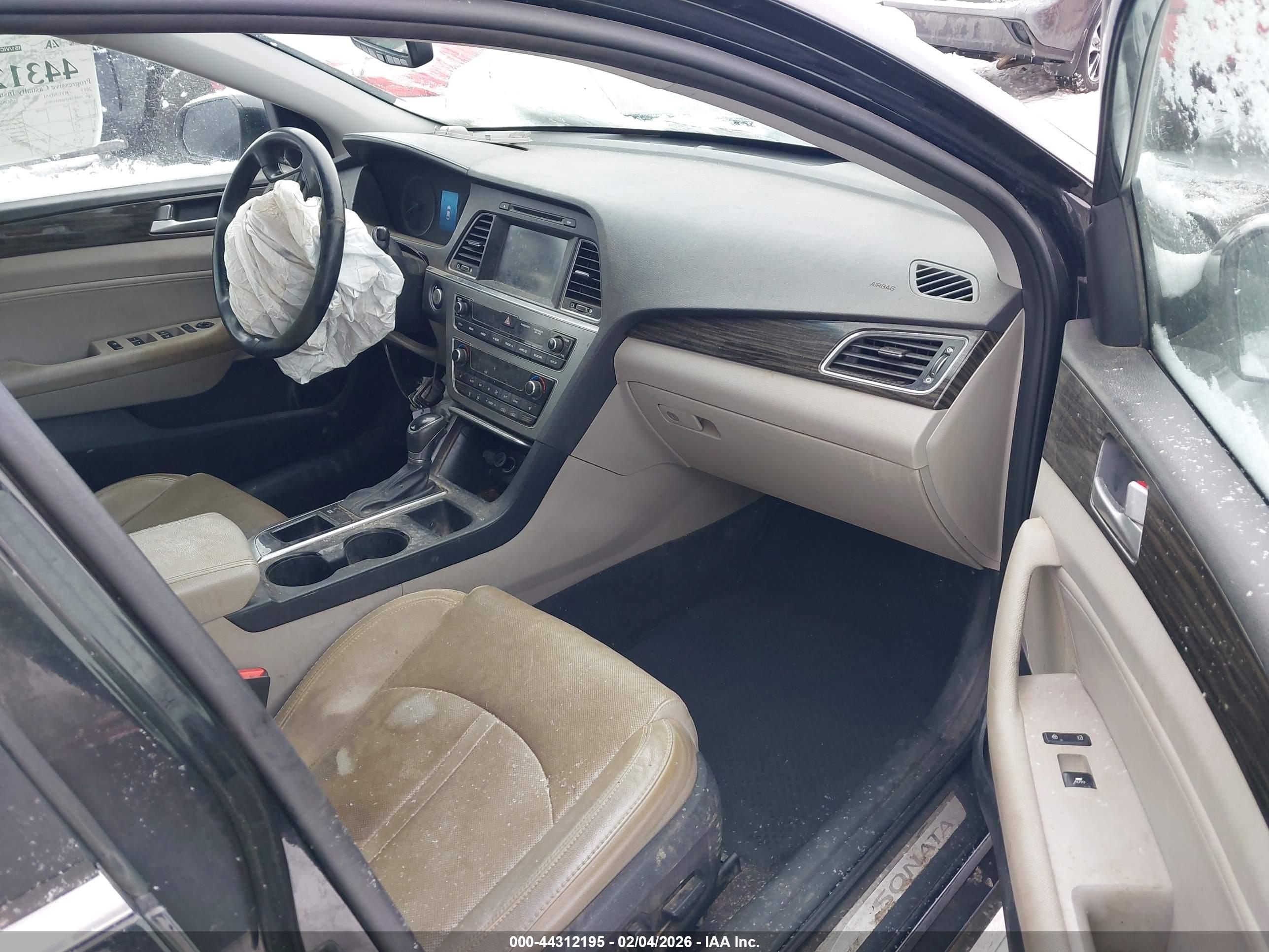 HYUNDAI SONATA image 5