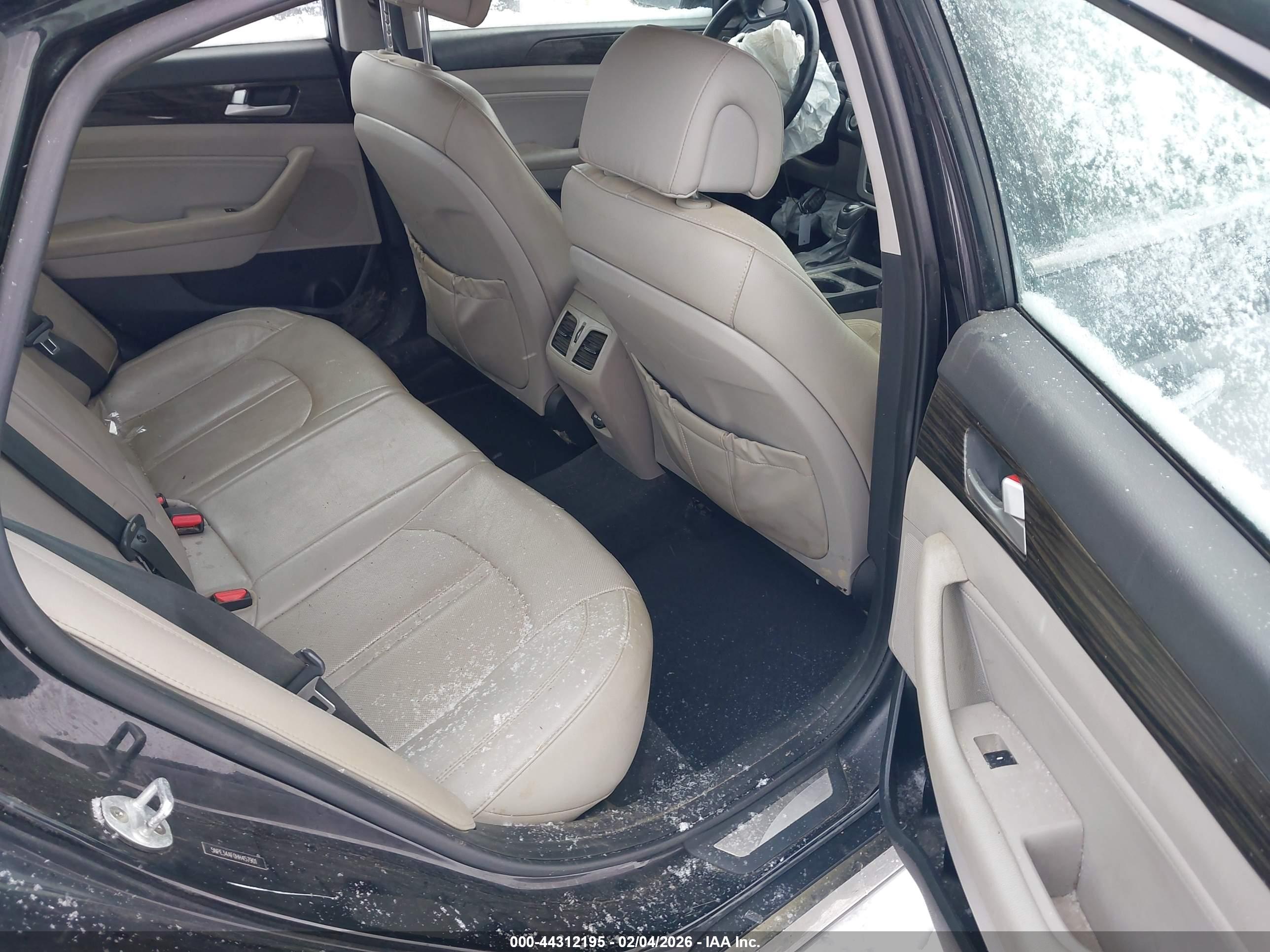 HYUNDAI SONATA image 8