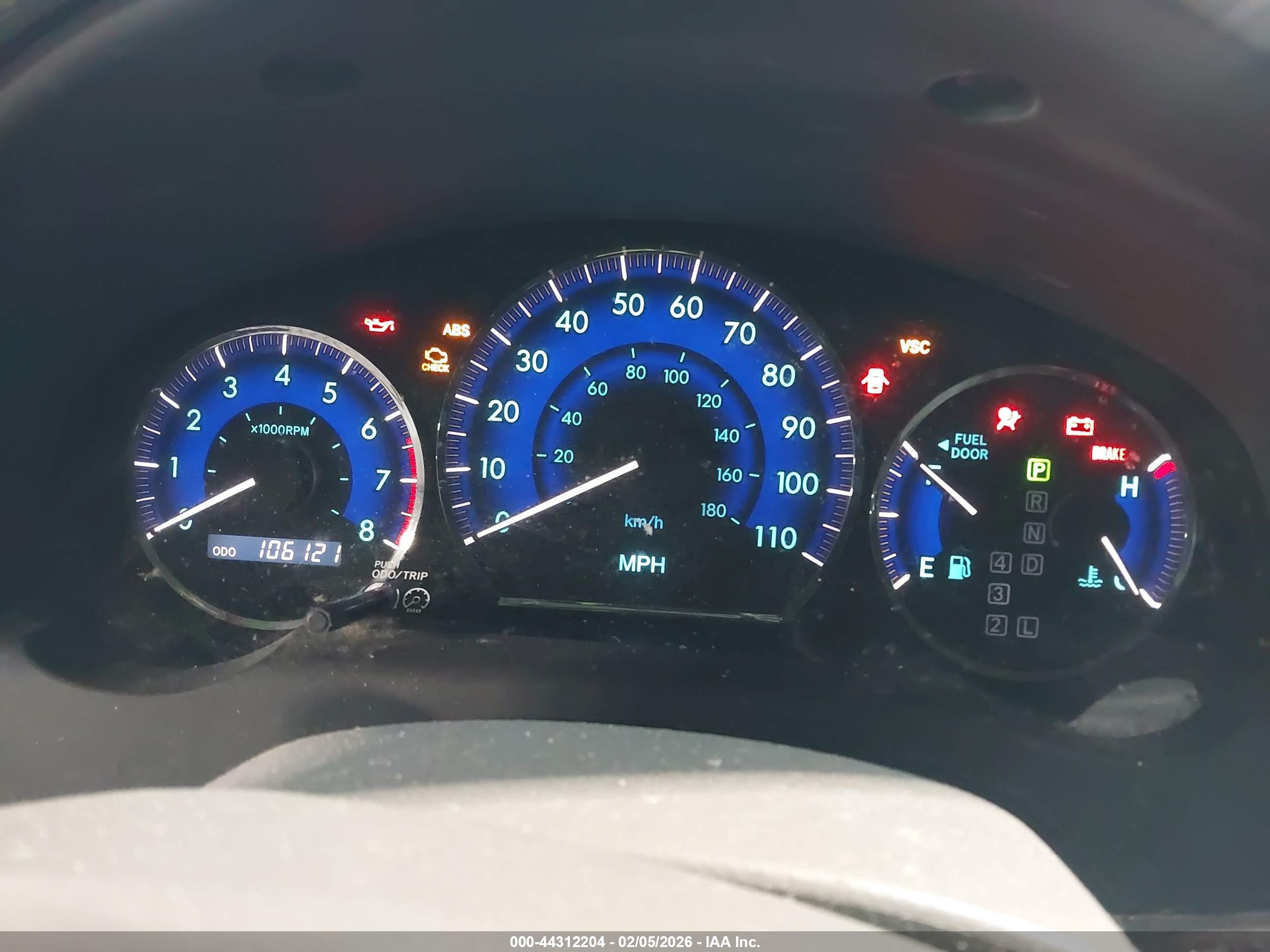 TOYOTA SIENNA image 7