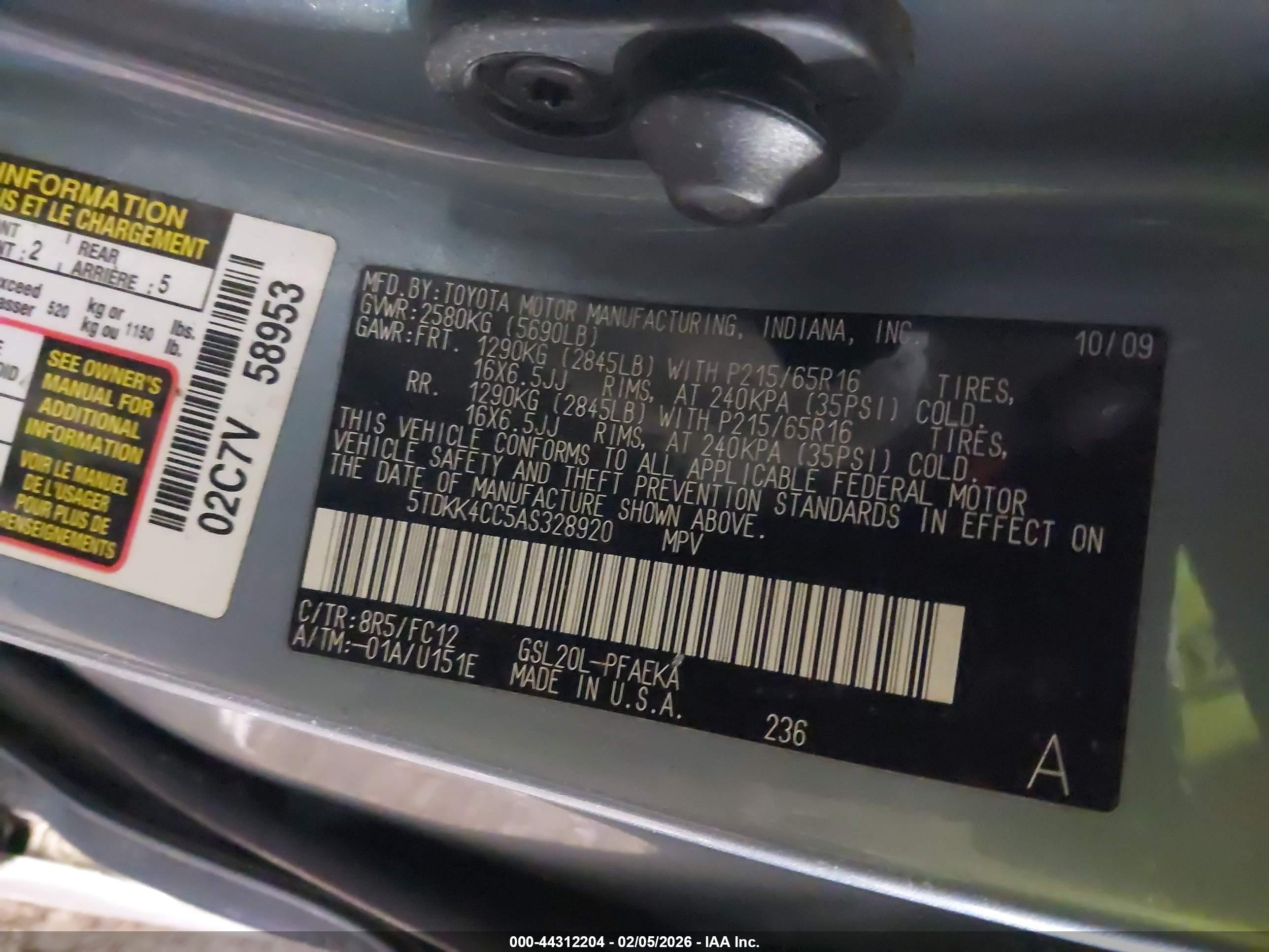 TOYOTA SIENNA image 9