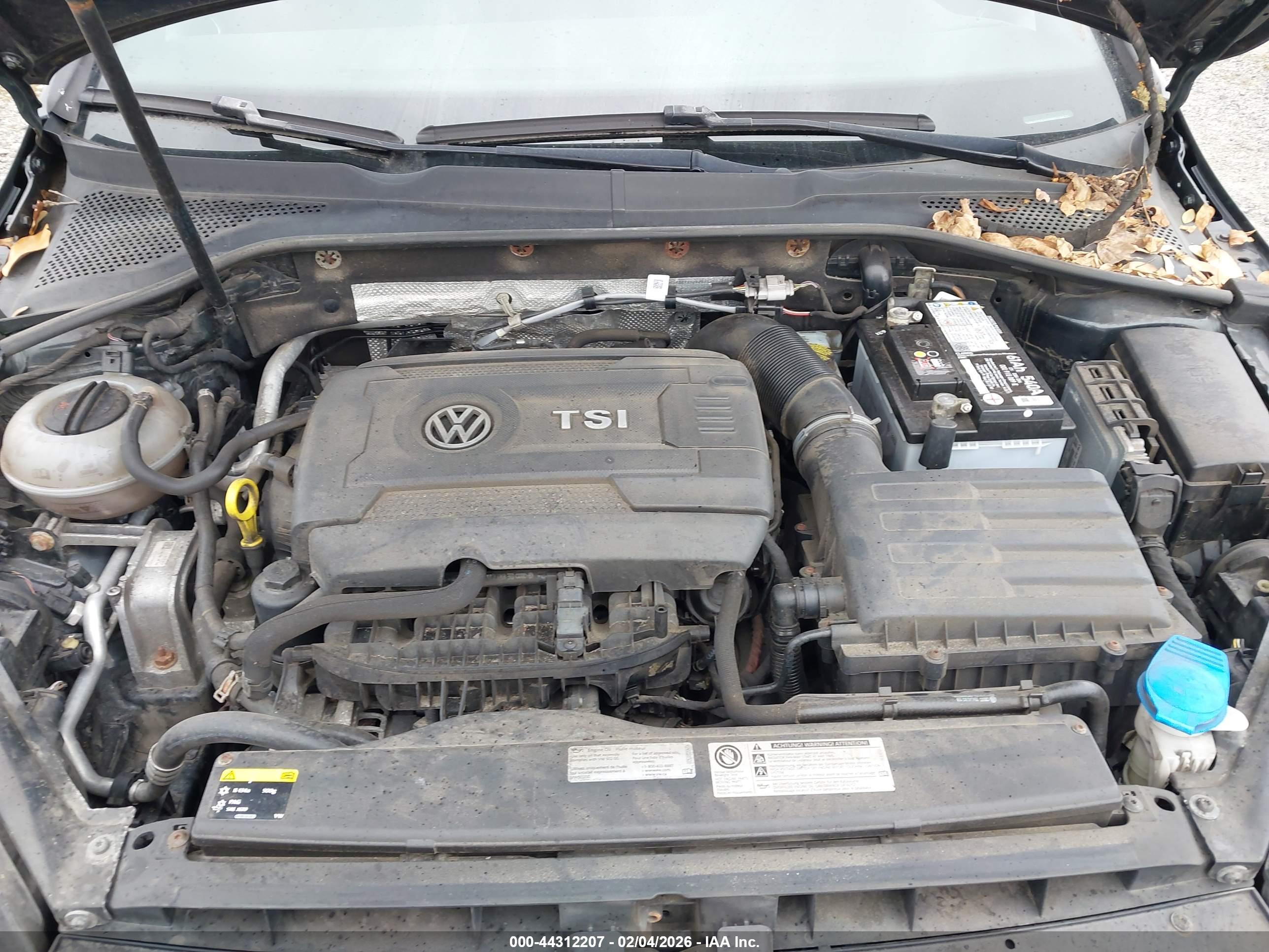 VOLKSWAGEN GOLF image 10