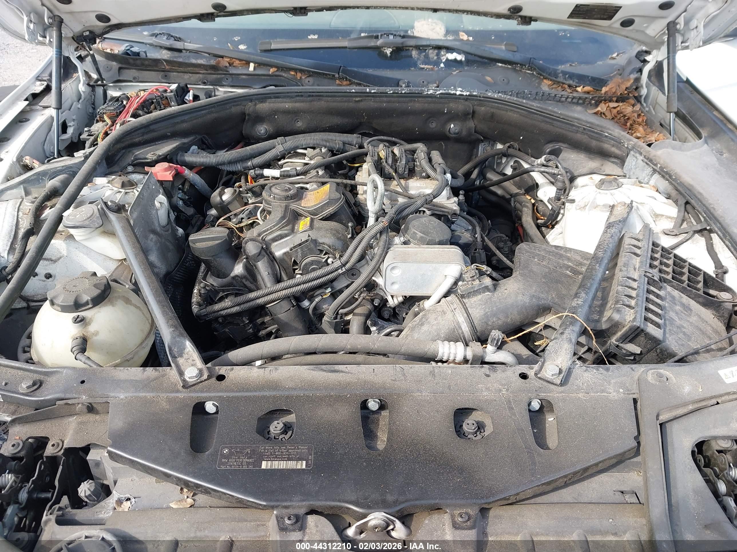BMW 528I image 10