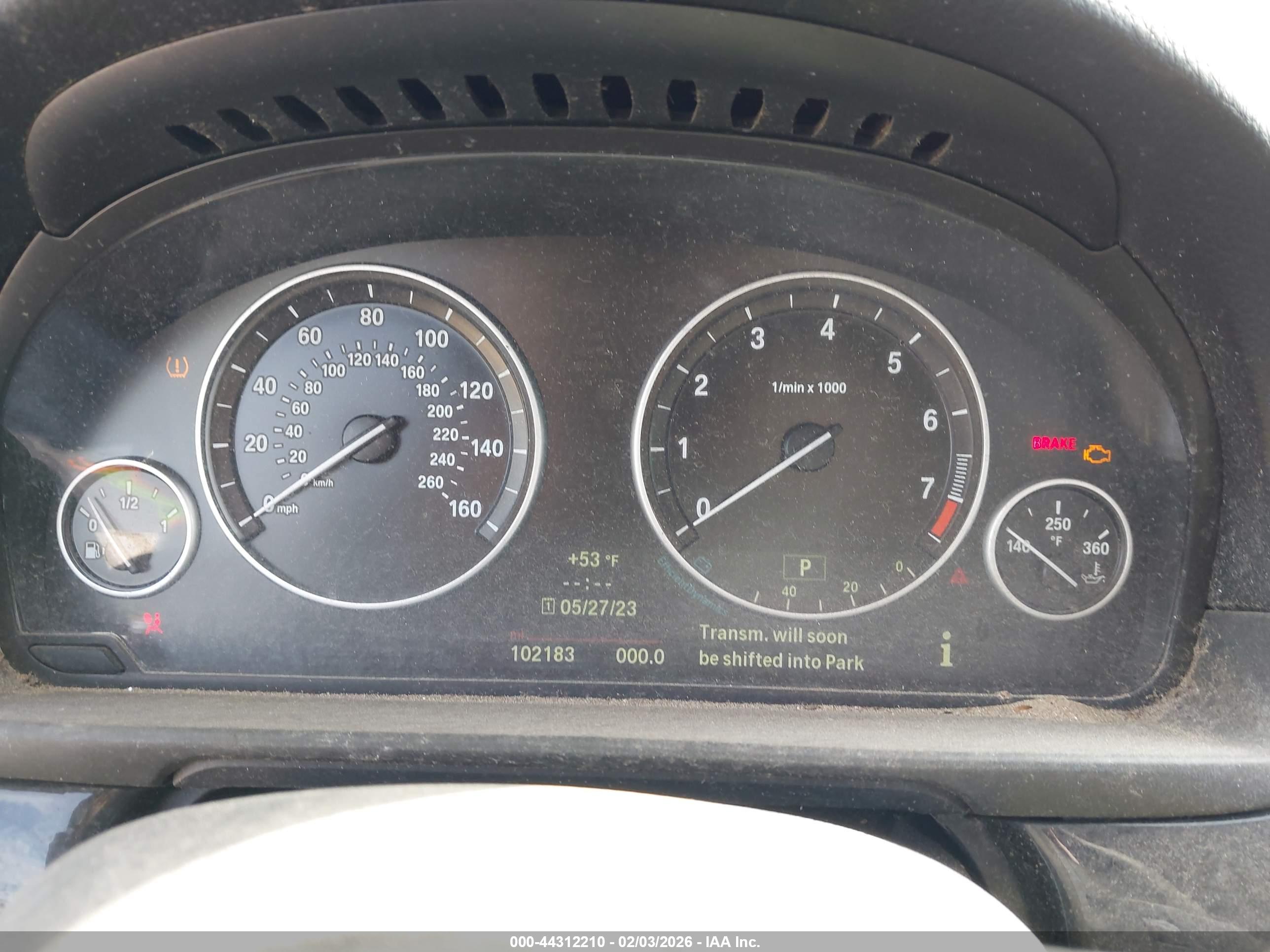 BMW 528I image 7