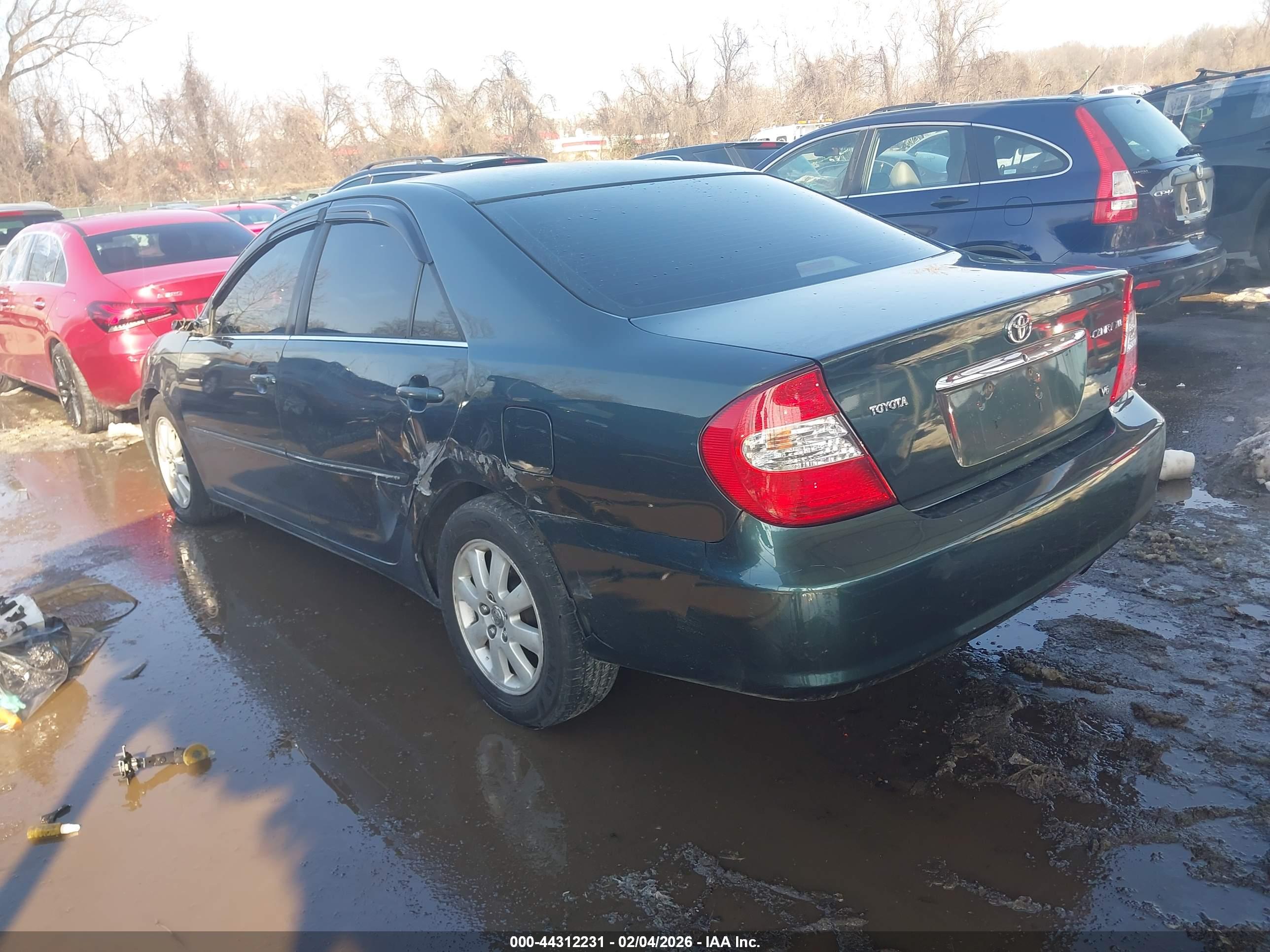 TOYOTA CAMRY image 3