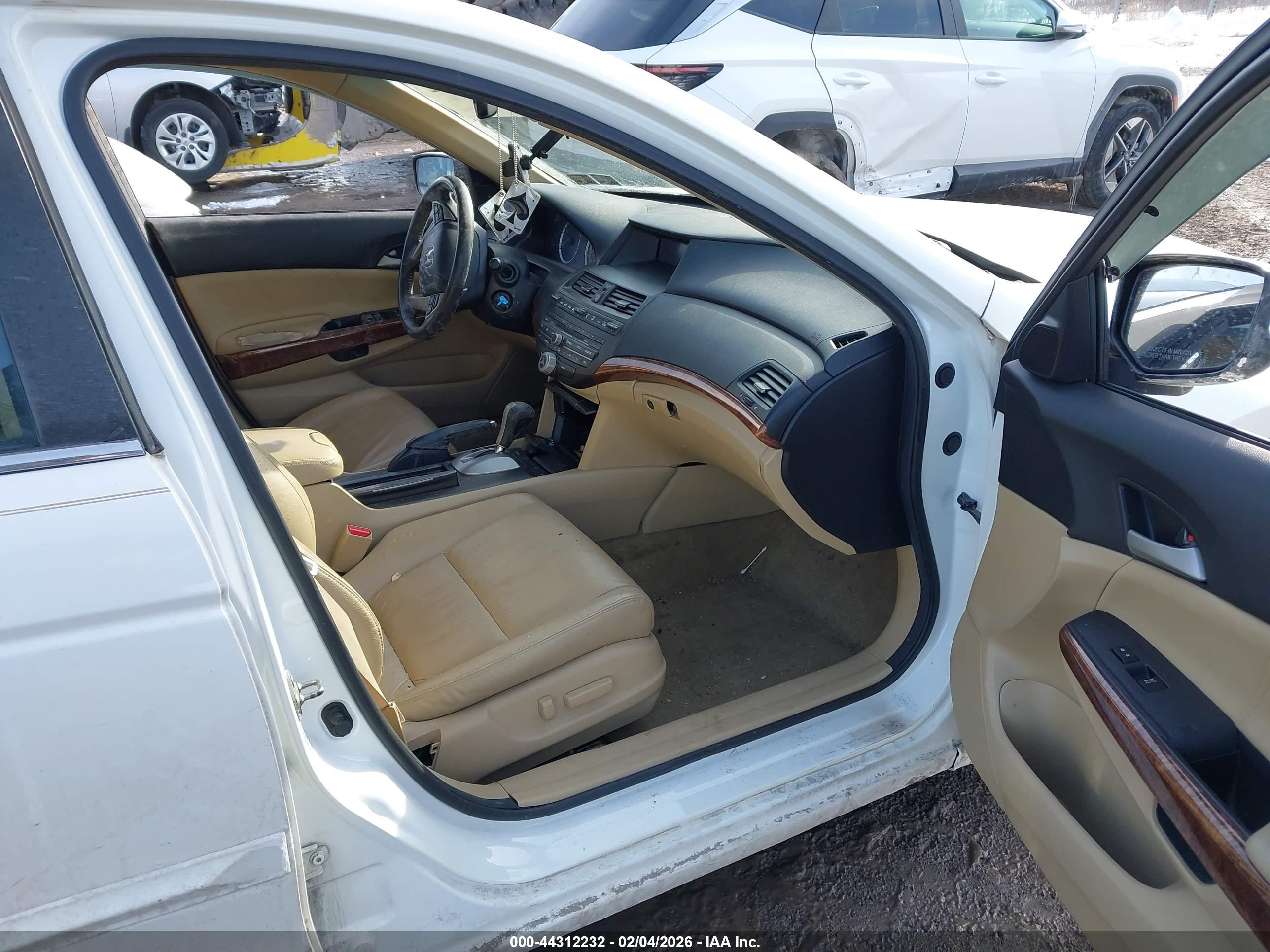 HONDA ACCORD image 5