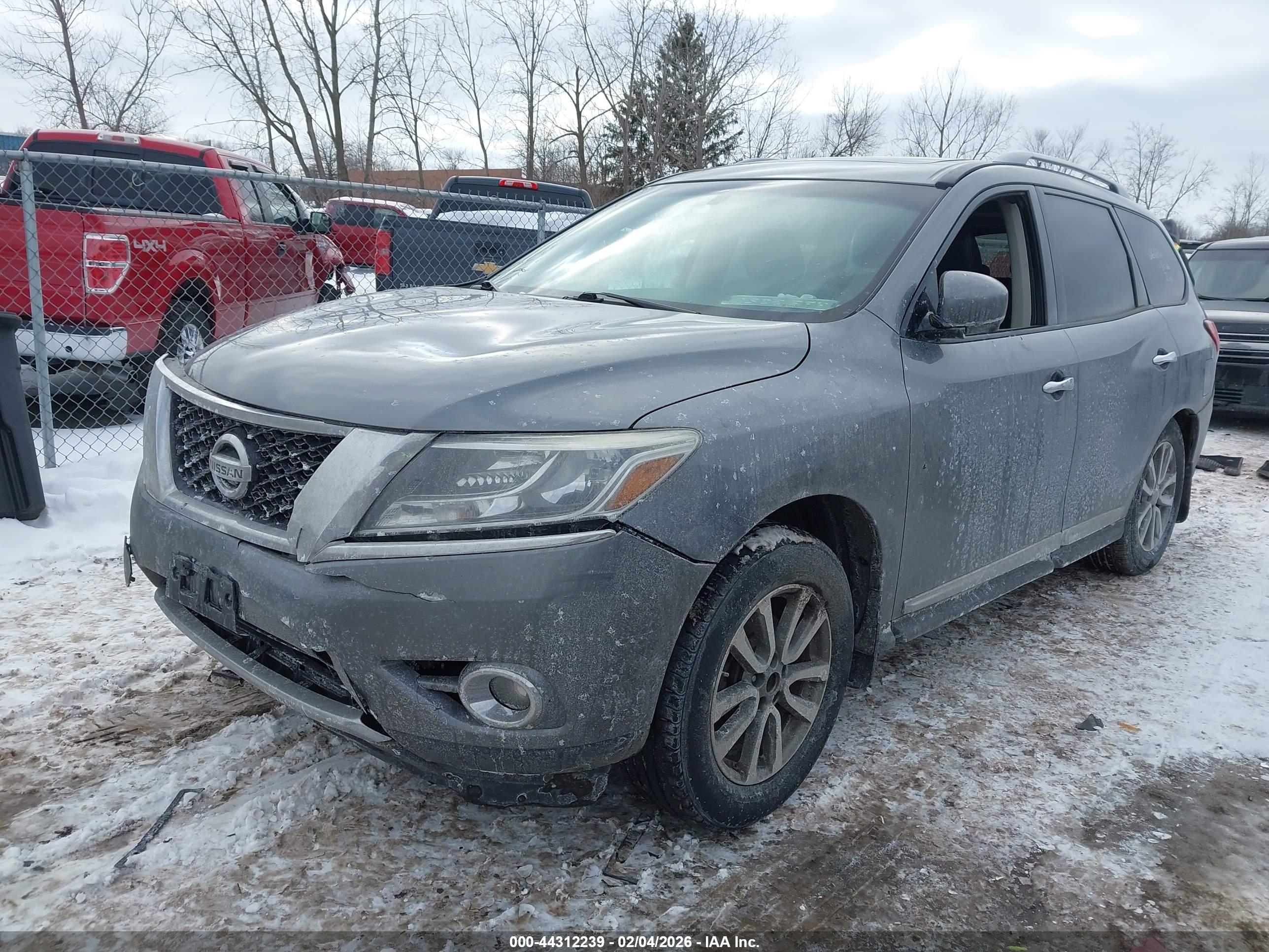 NISSAN PATHFINDER image 2