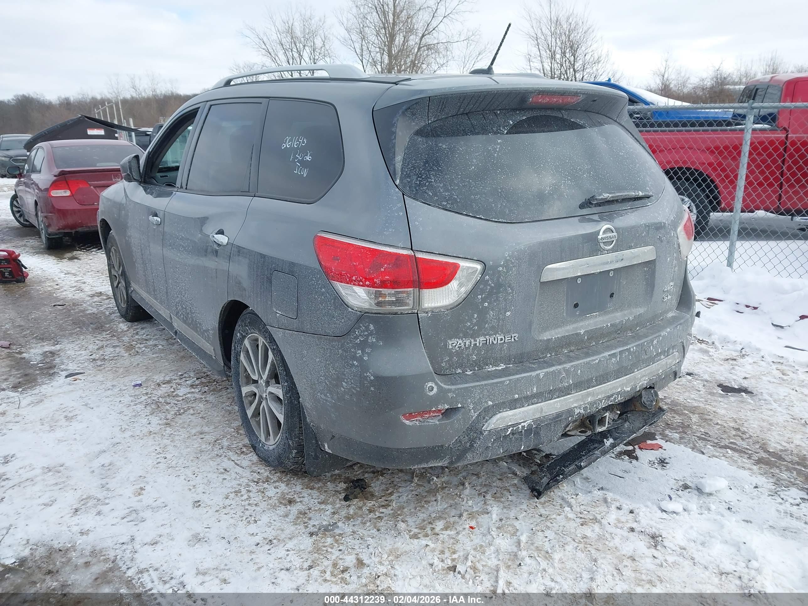 NISSAN PATHFINDER image 3