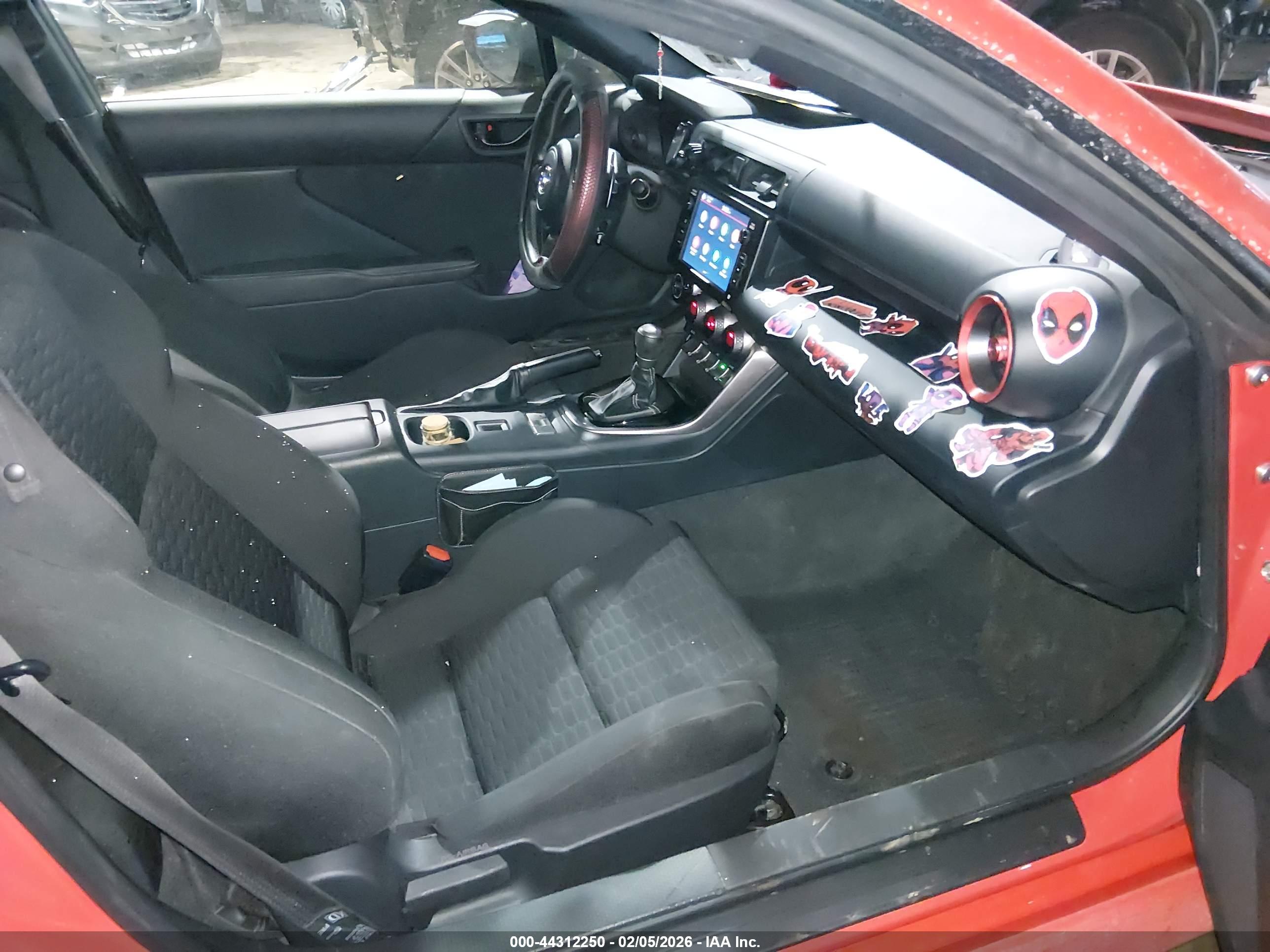 TOYOTA GR86 image 5