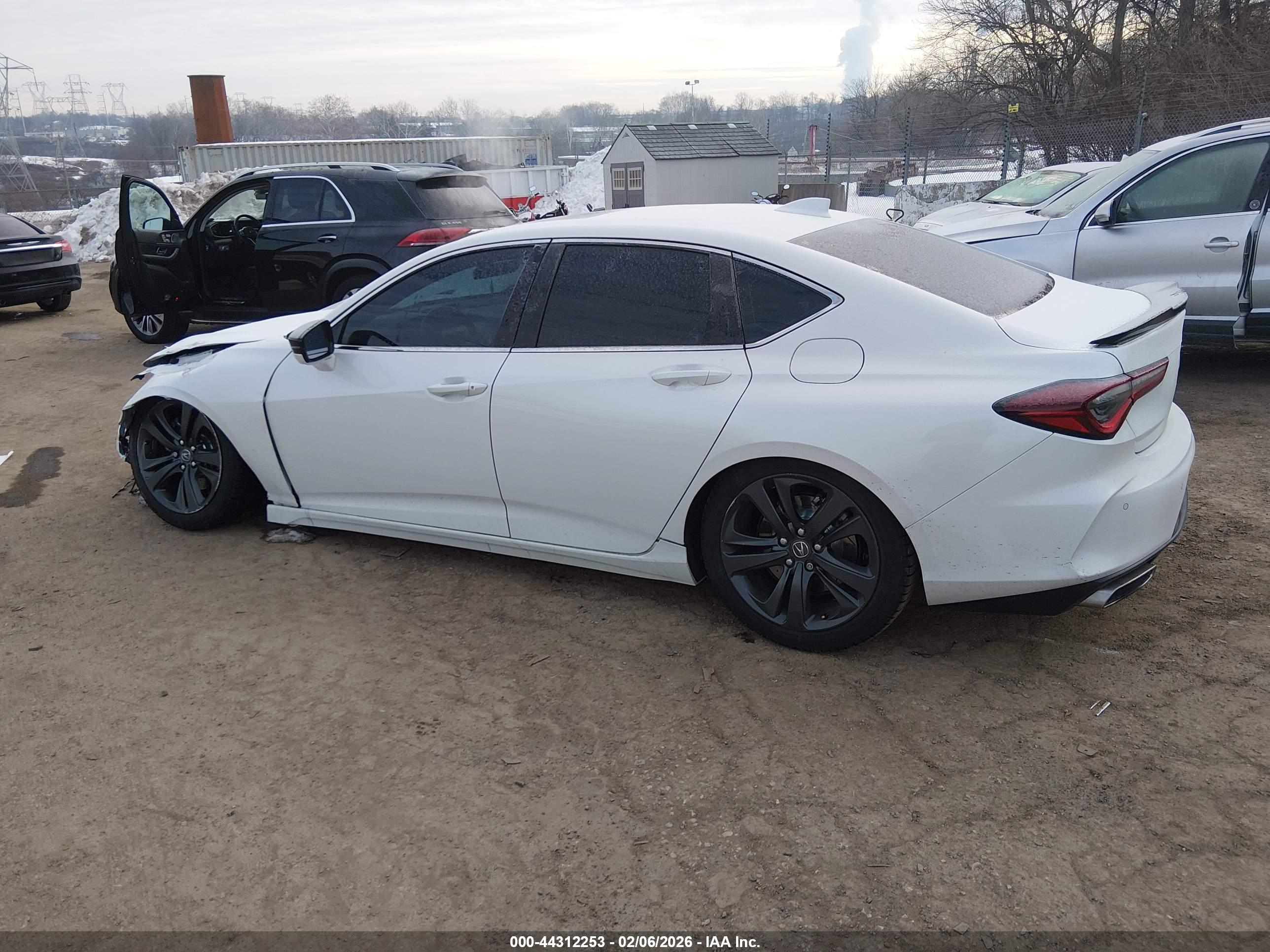 ACURA TLX image 3