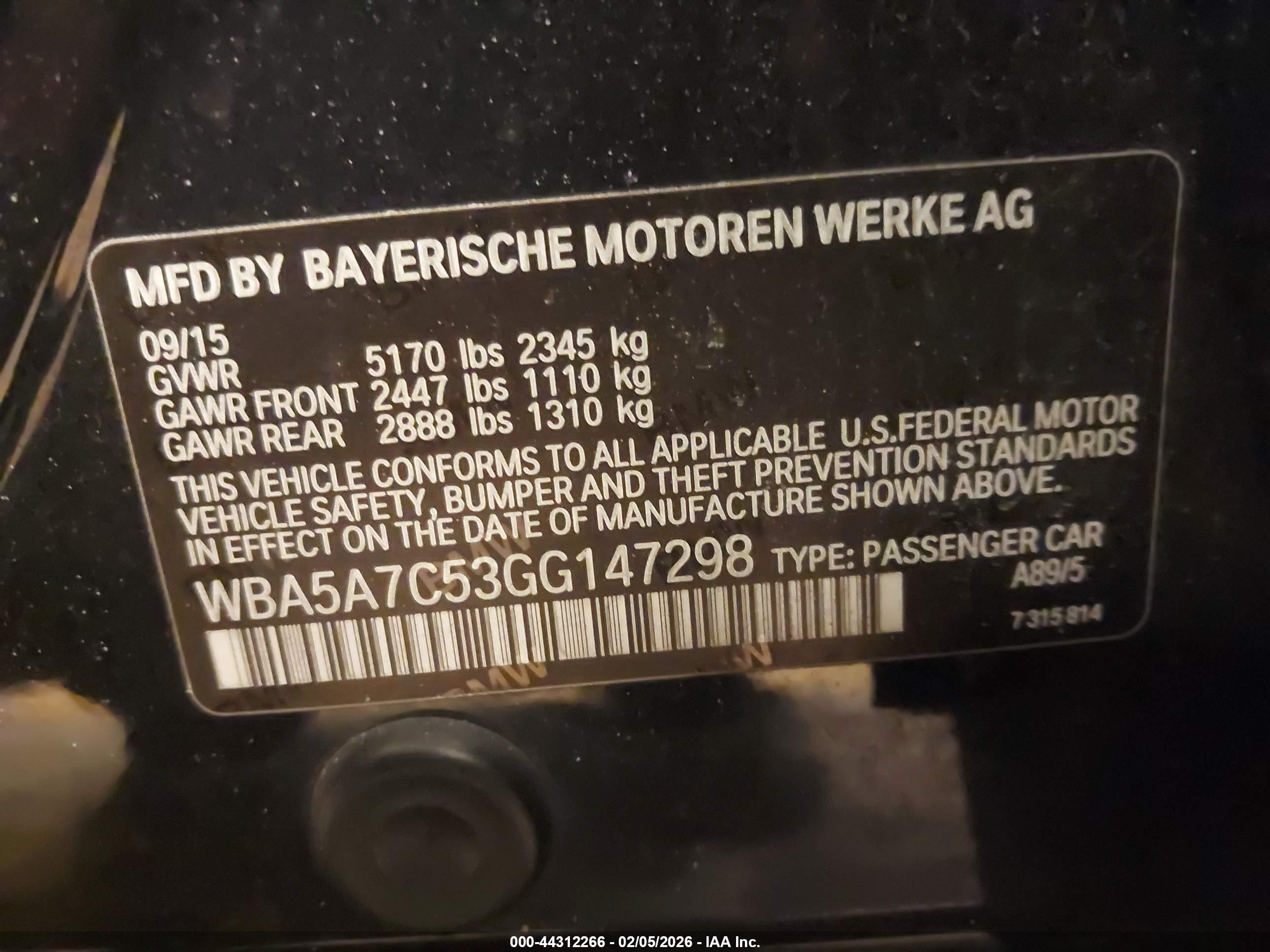 BMW 528I image 9
