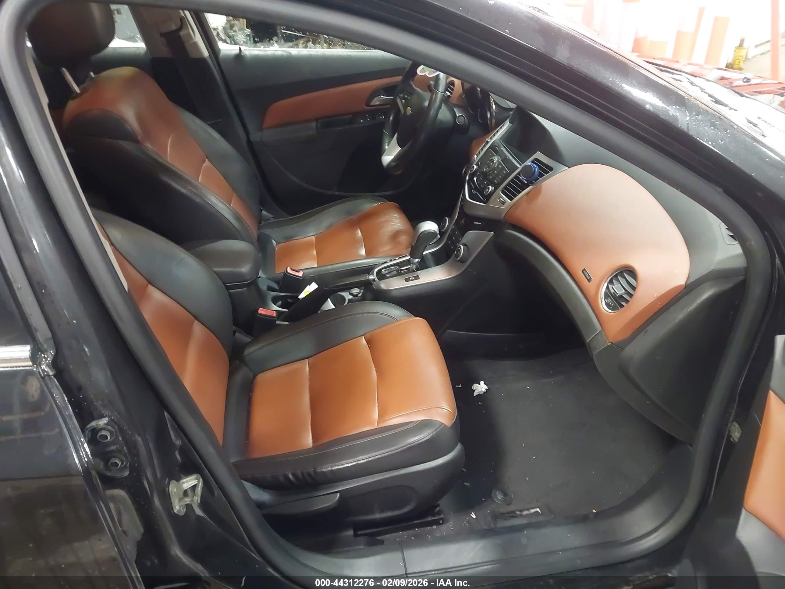 CHEVROLET CRUZE image 5