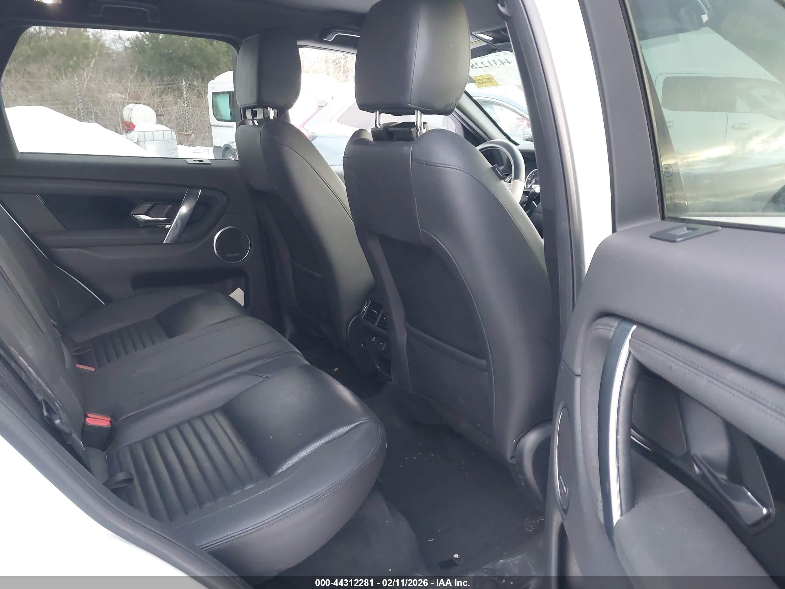 LAND ROVER image 8