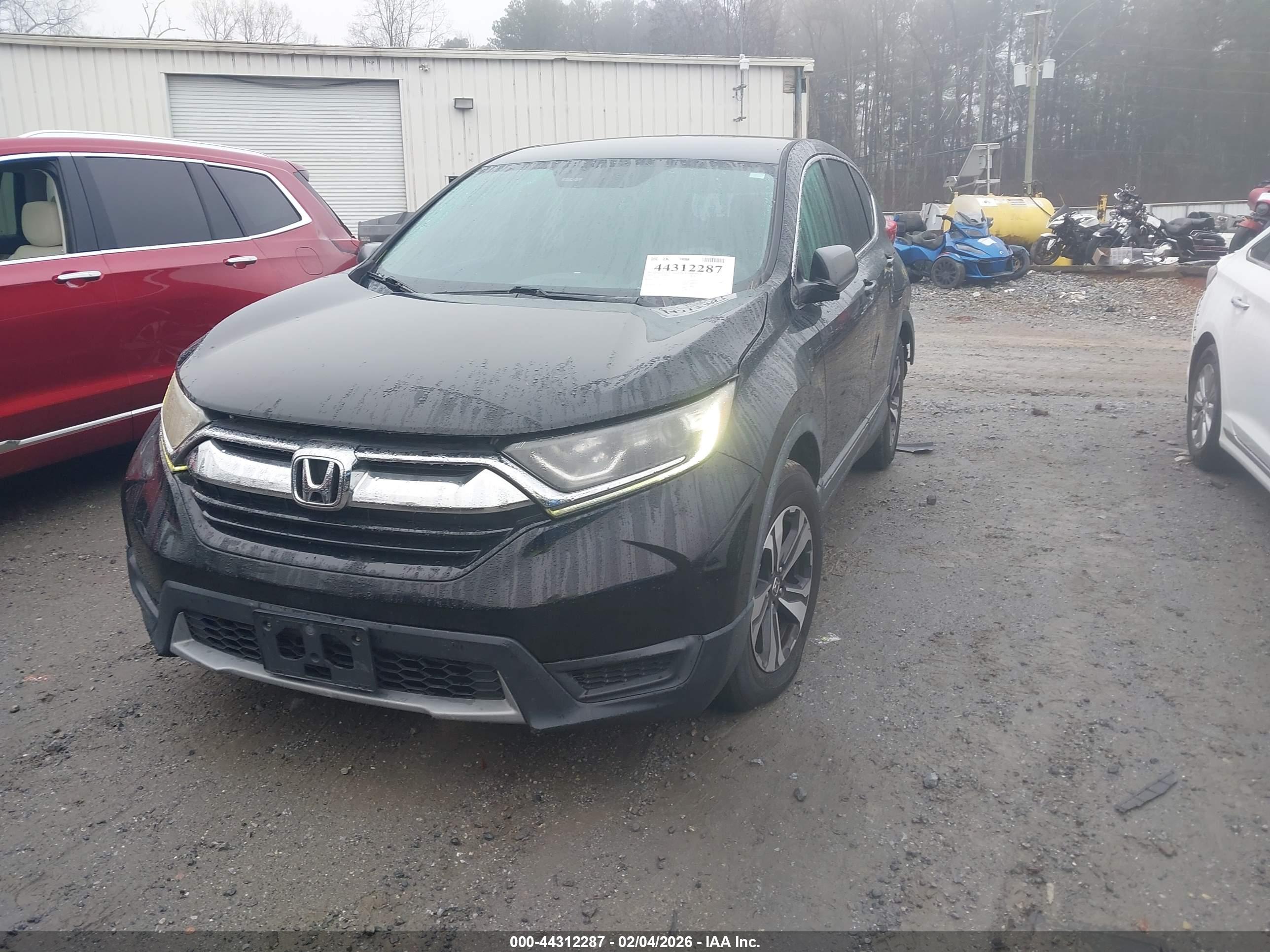 HONDA CR-V image 2