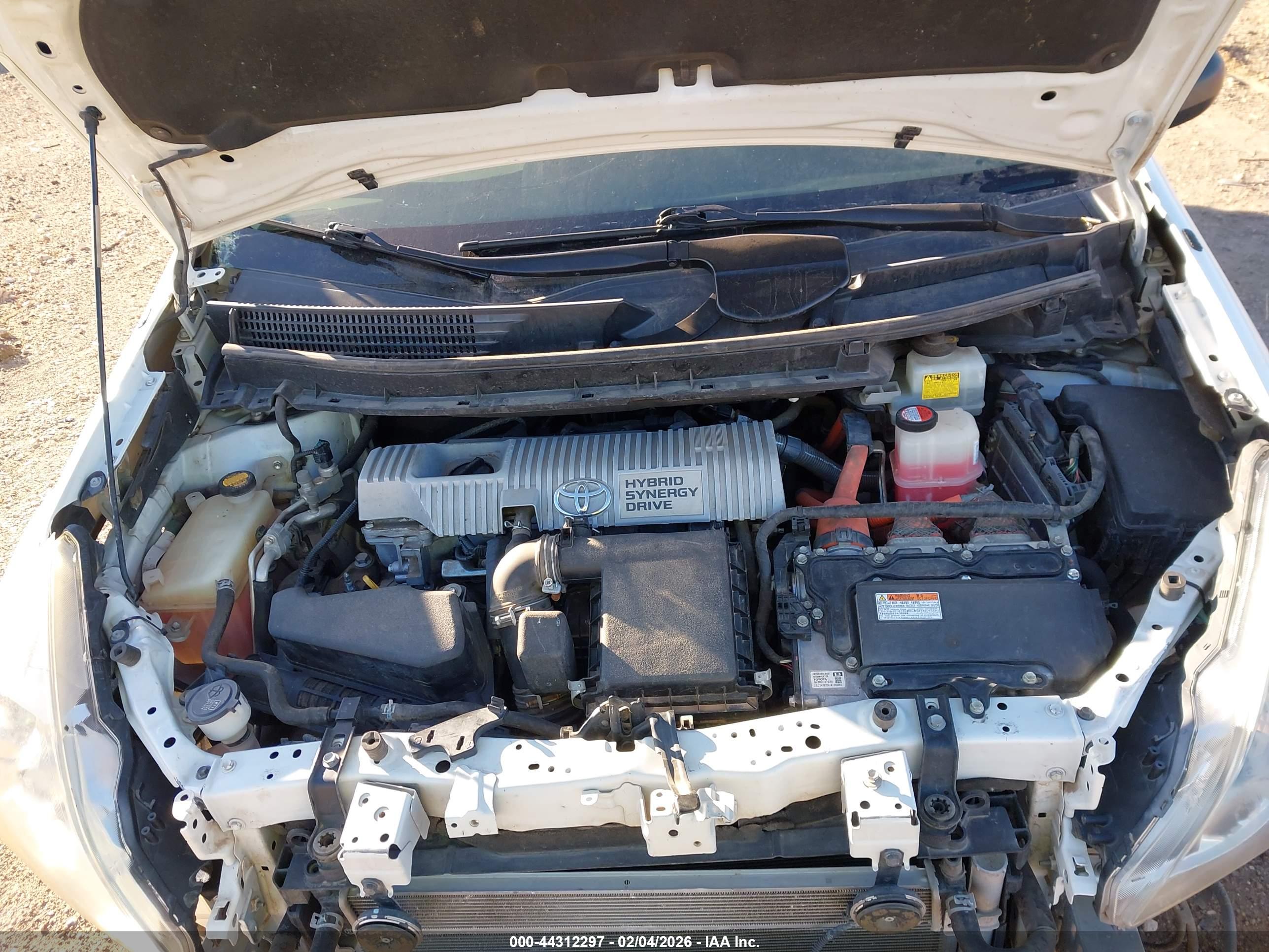 TOYOTA PRIUS image 10